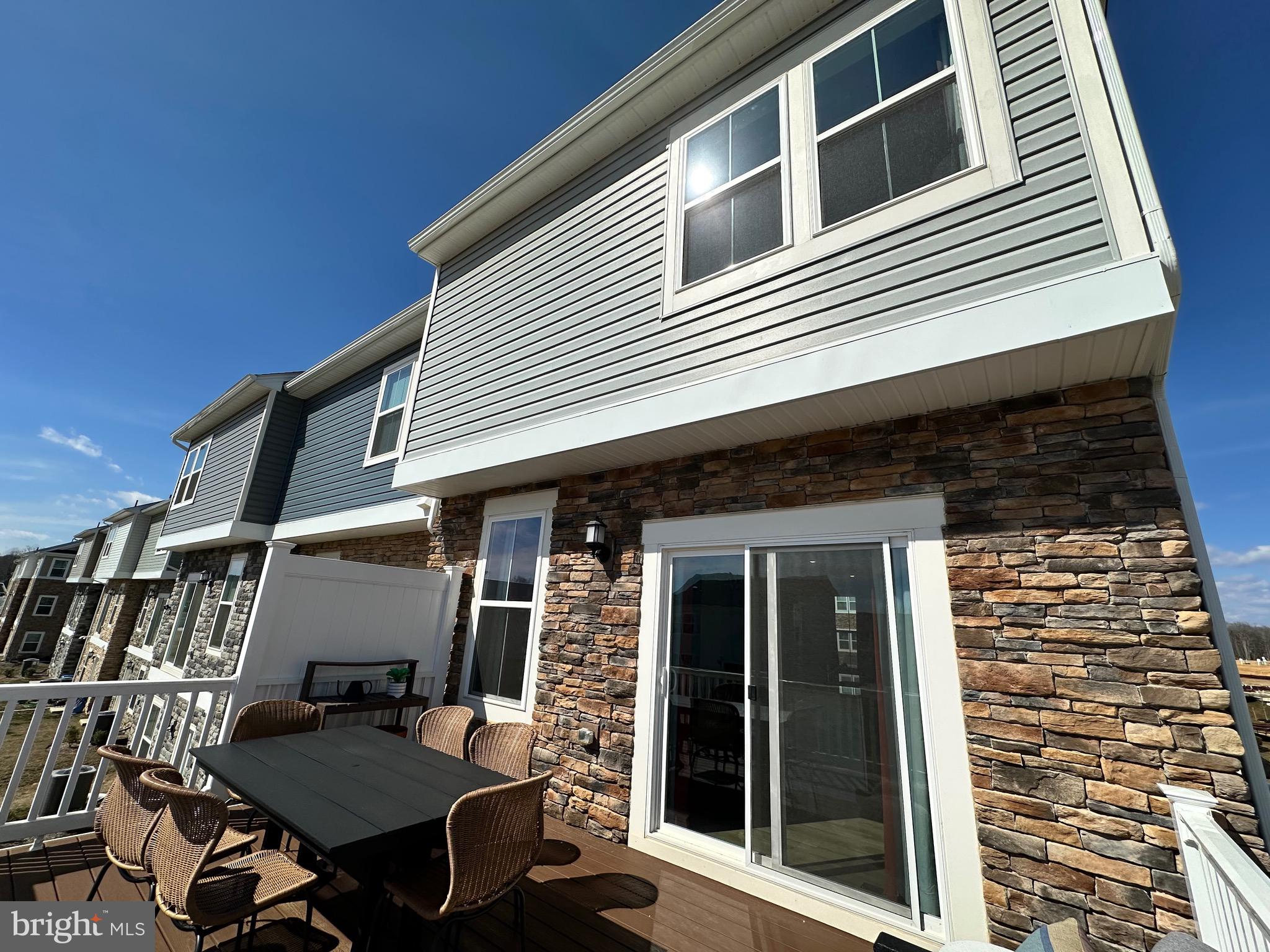 ST CHARLES - Residential