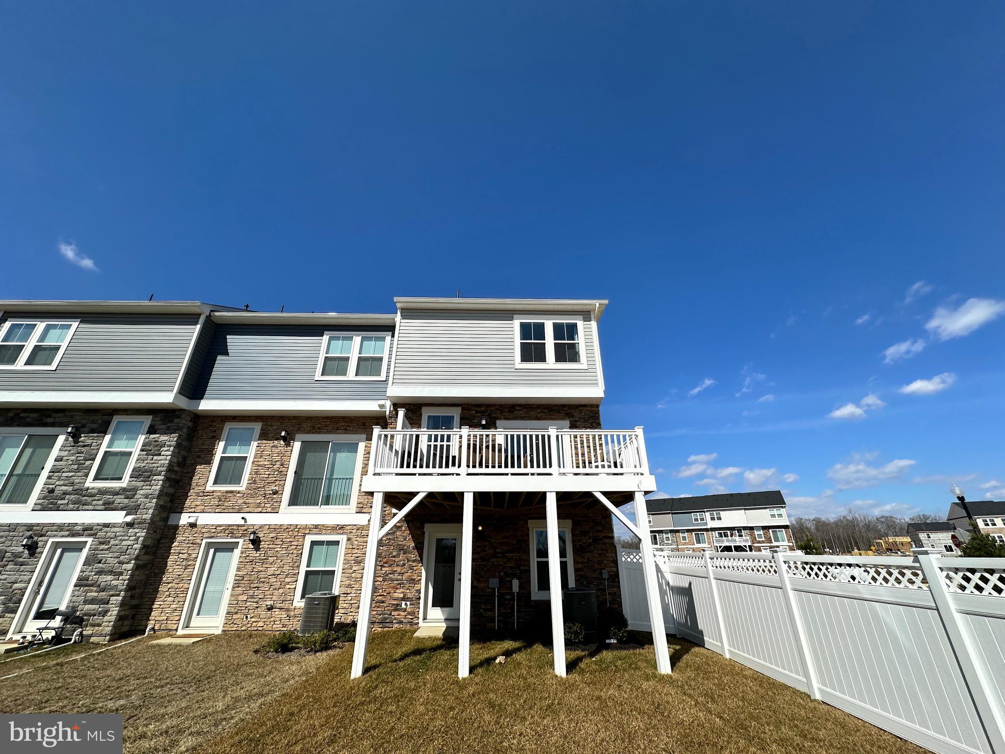 ST CHARLES - Residential