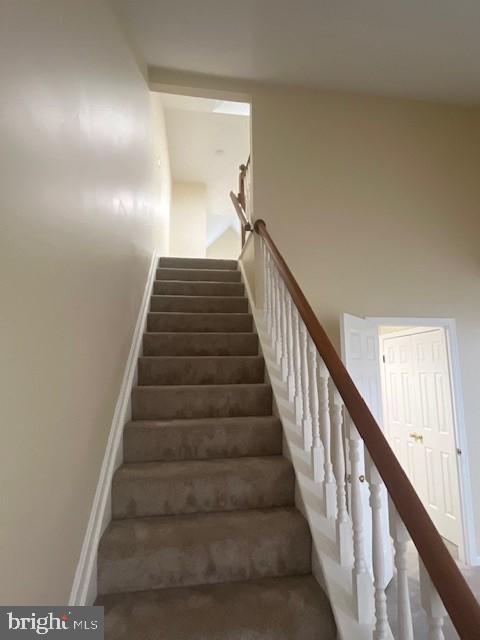 MILL CREEK CONDOMINIUMS - Residential Lease