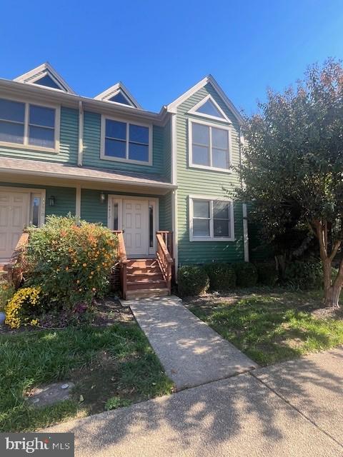 MILL CREEK CONDOMINIUMS - Residential Lease