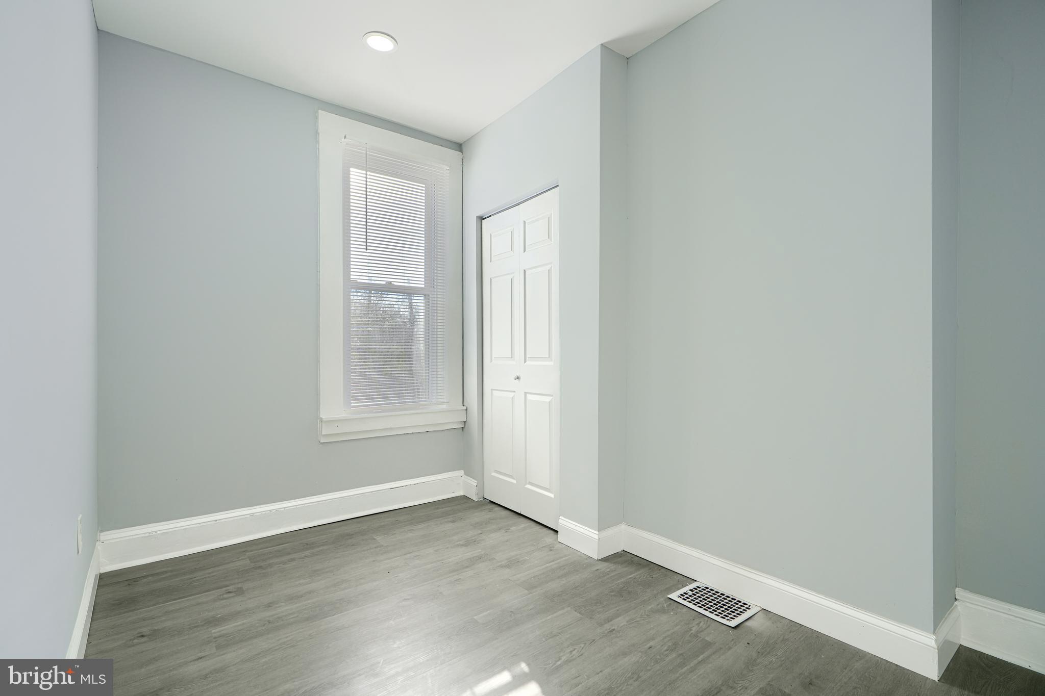 SHIPLEY HILL - Residential