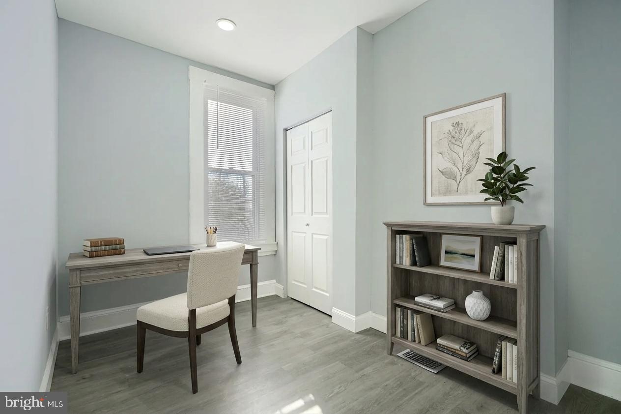 SHIPLEY HILL - Residential