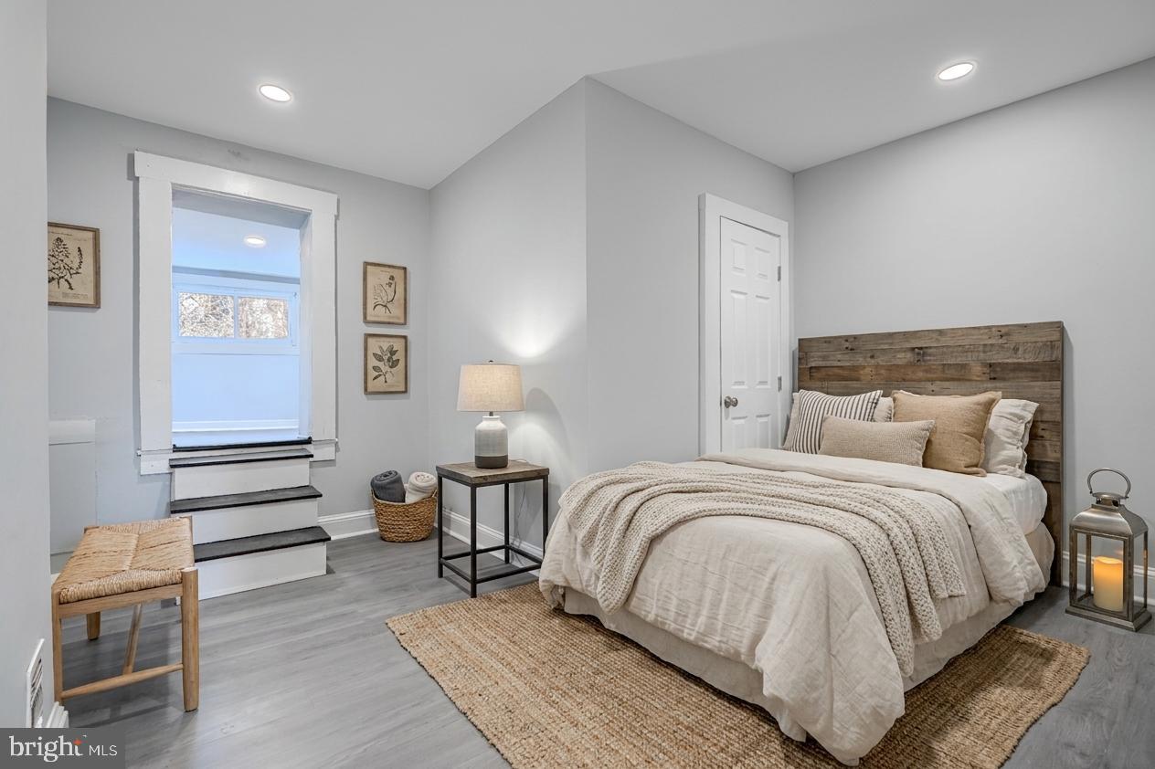 SHIPLEY HILL - Residential