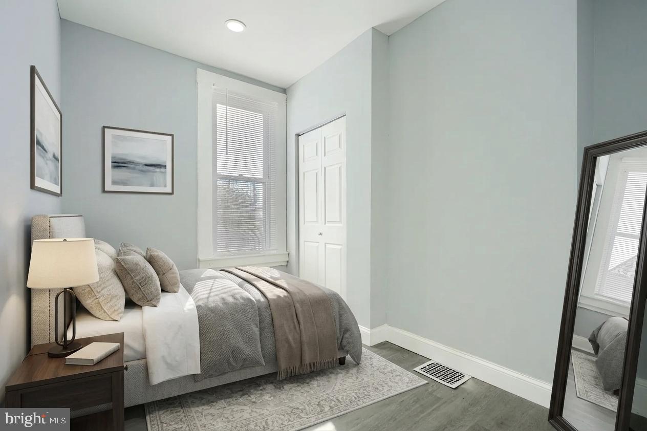 SHIPLEY HILL - Residential