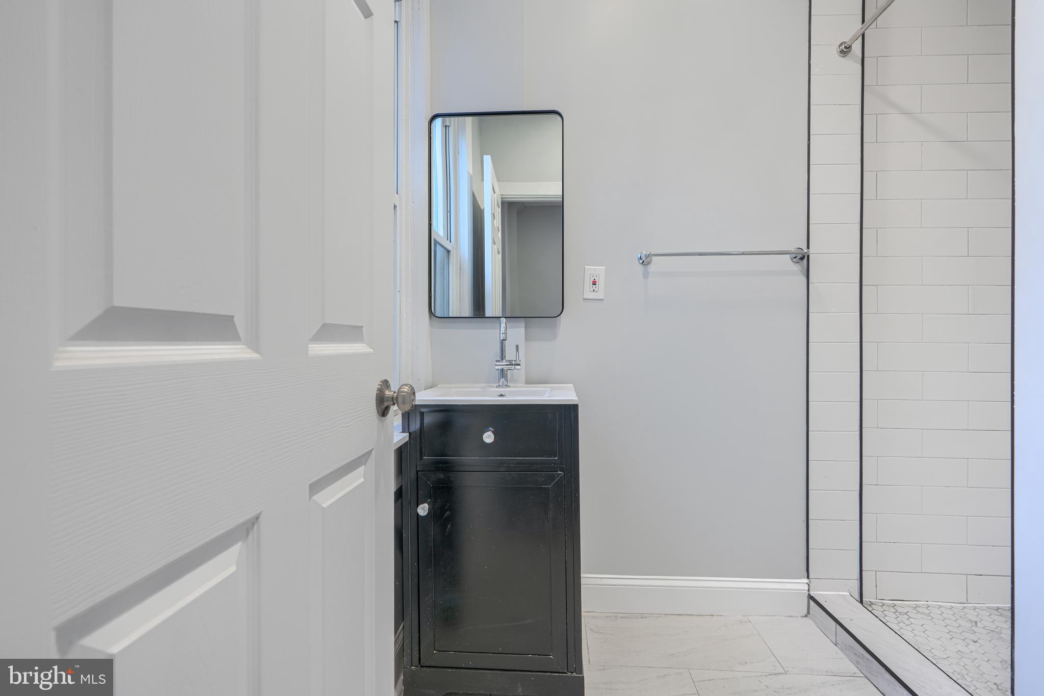 SHIPLEY HILL - Residential