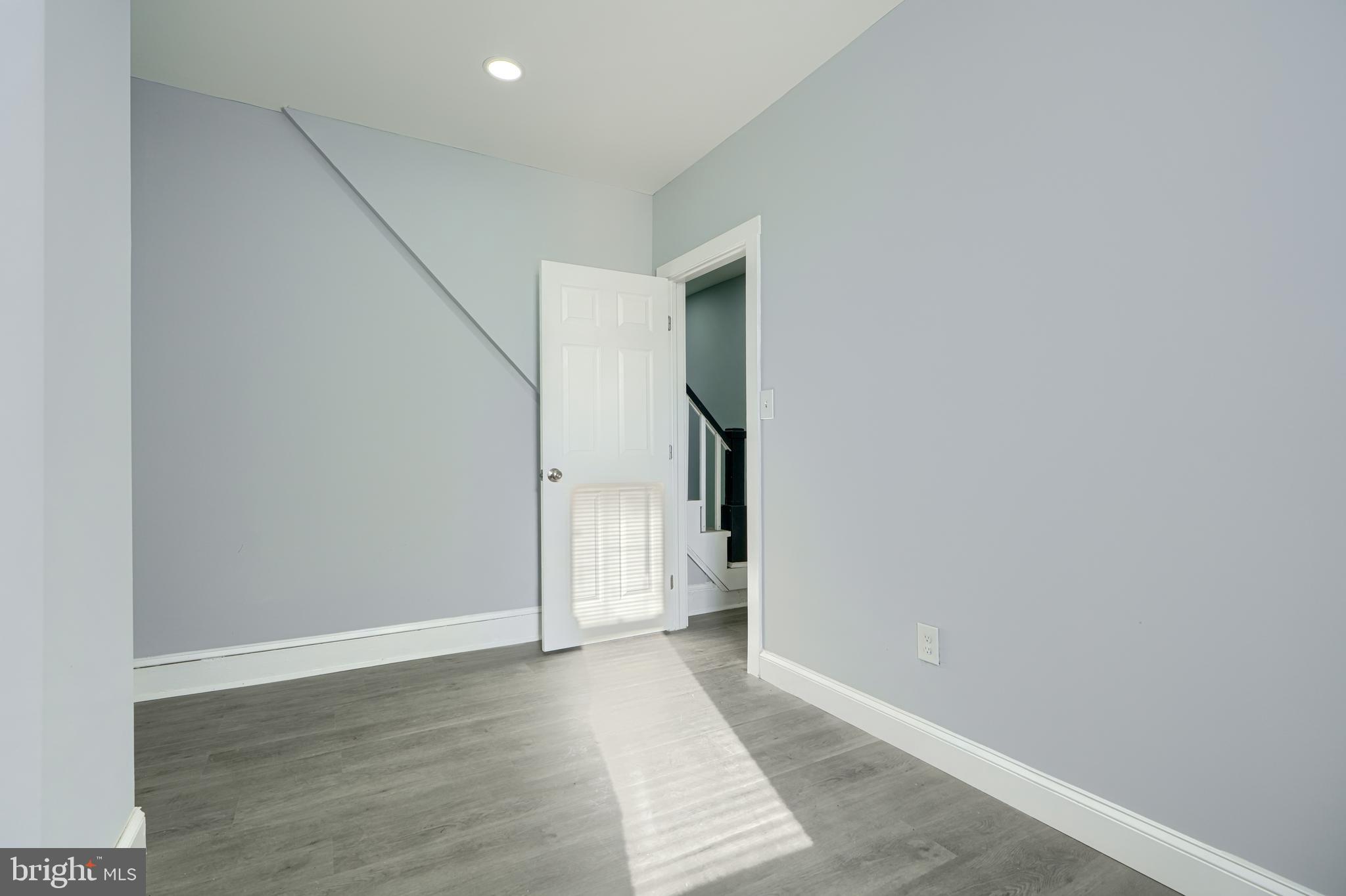 SHIPLEY HILL - Residential