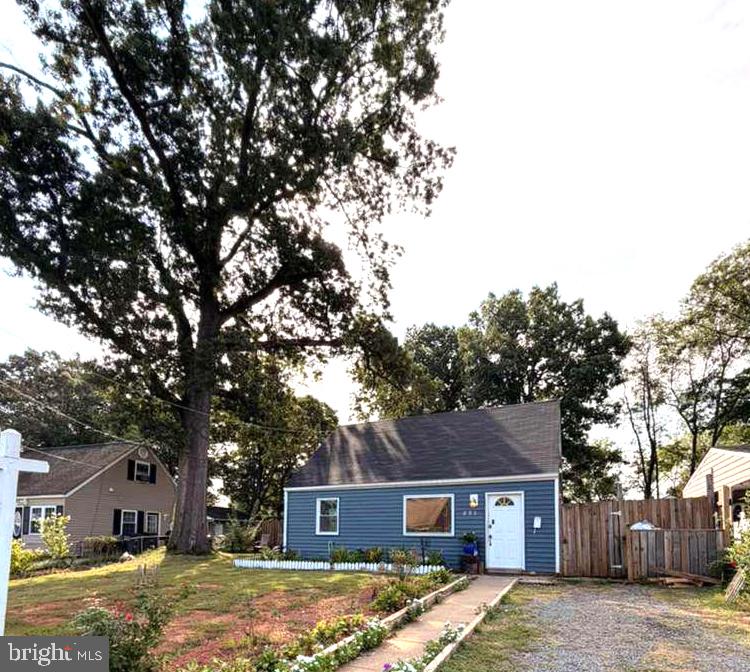 251 KENT DRIVE