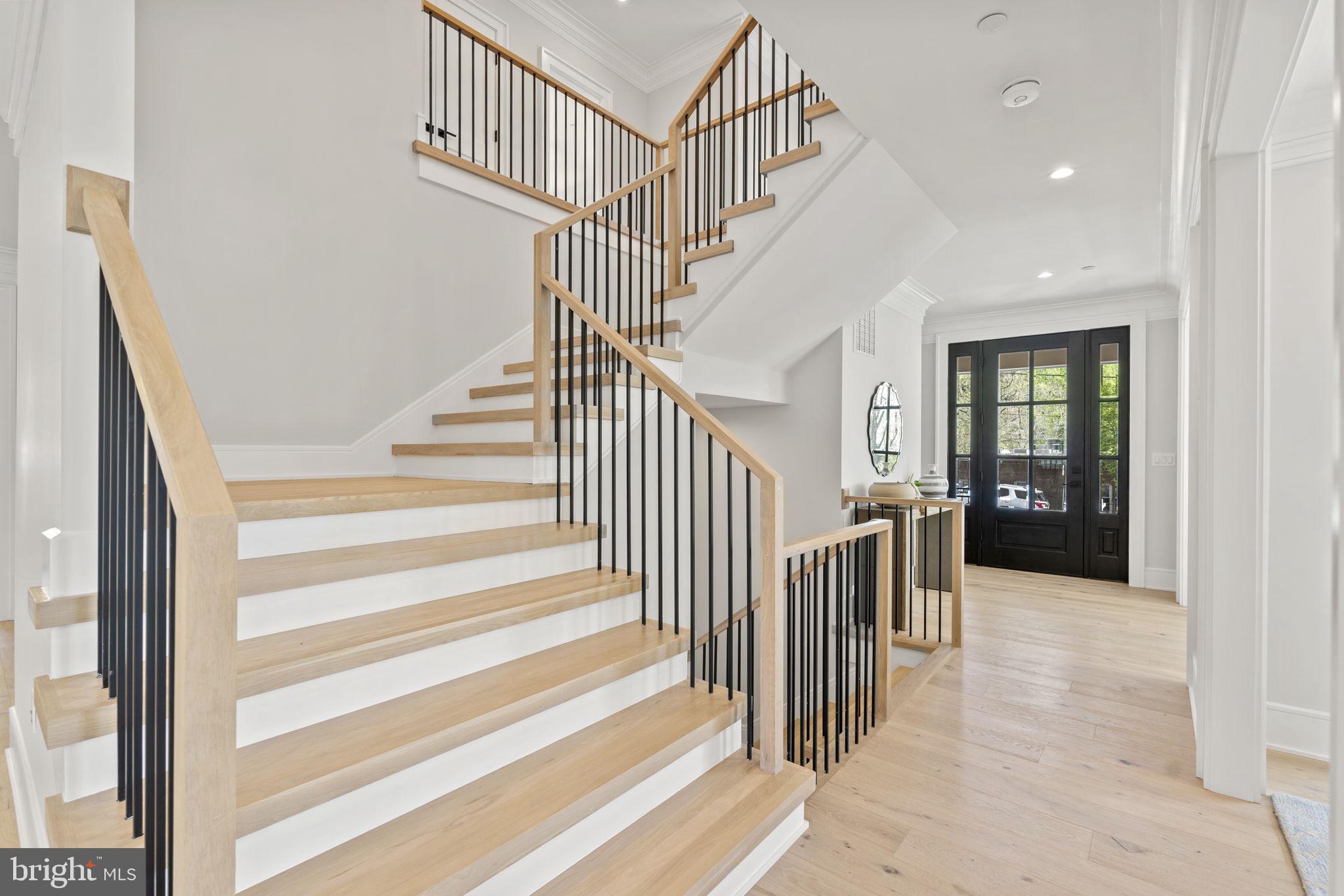 FAIRWAY HILLS - Residential