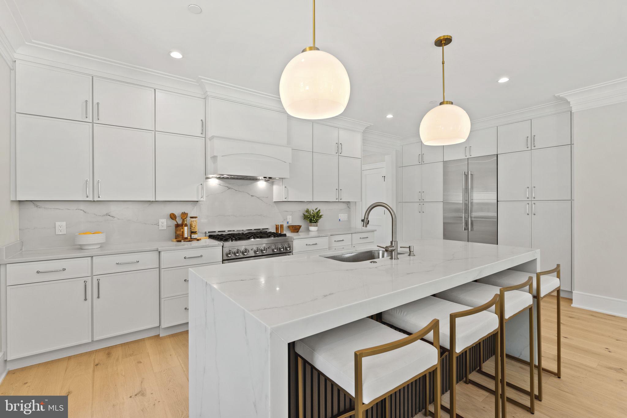 FAIRWAY HILLS - Residential