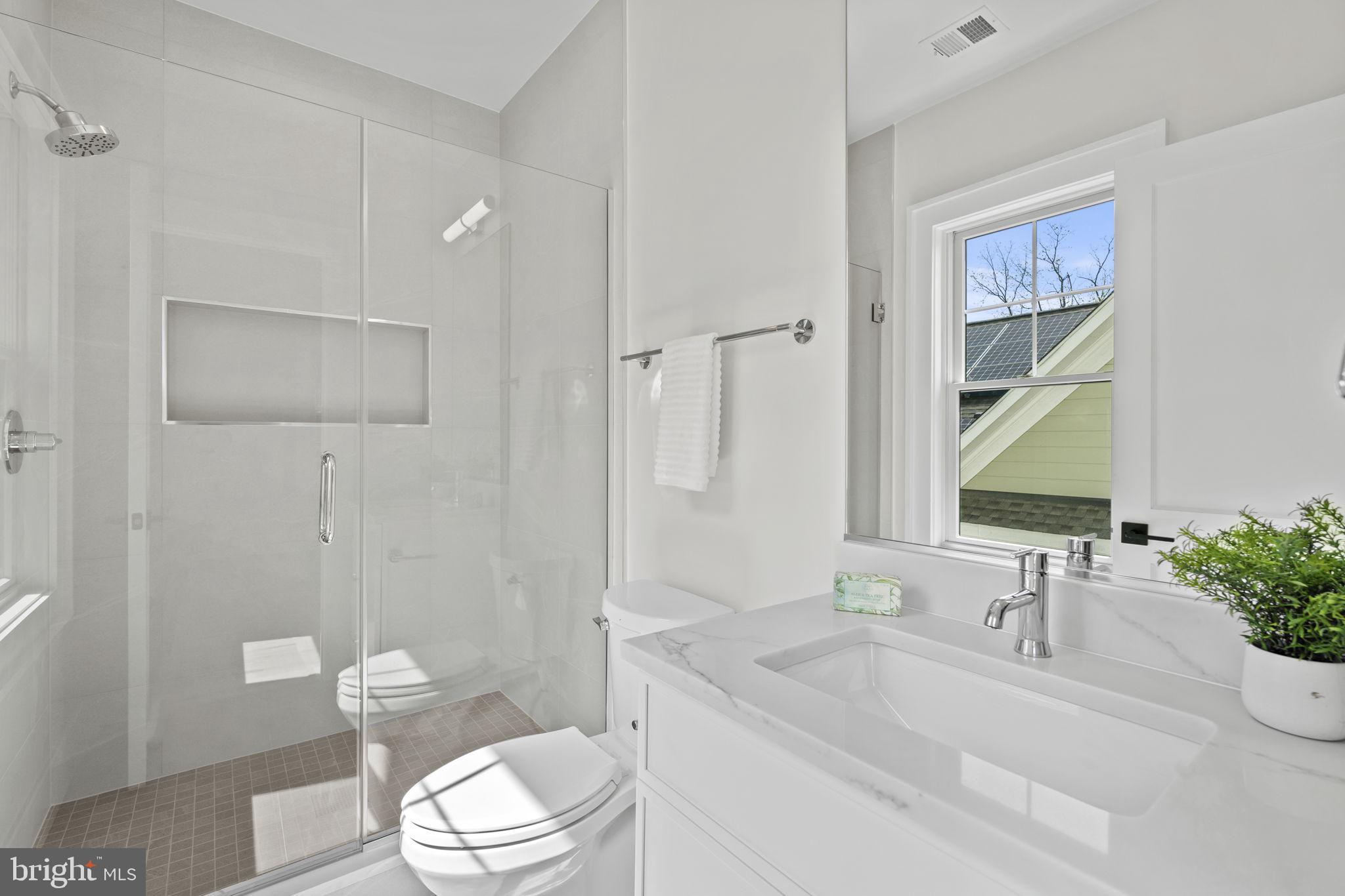 FAIRWAY HILLS - Residential