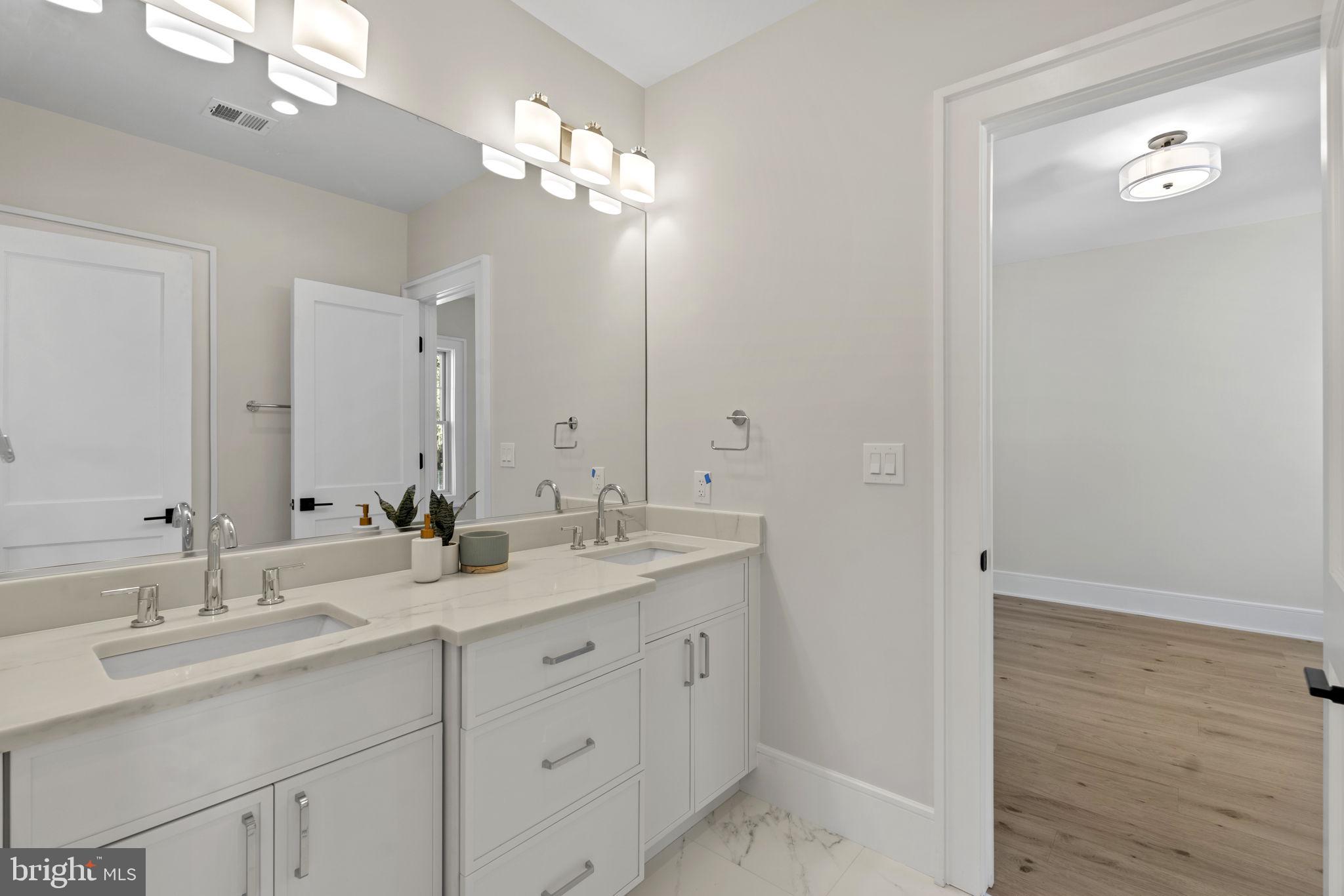 FAIRWAY HILLS - Residential