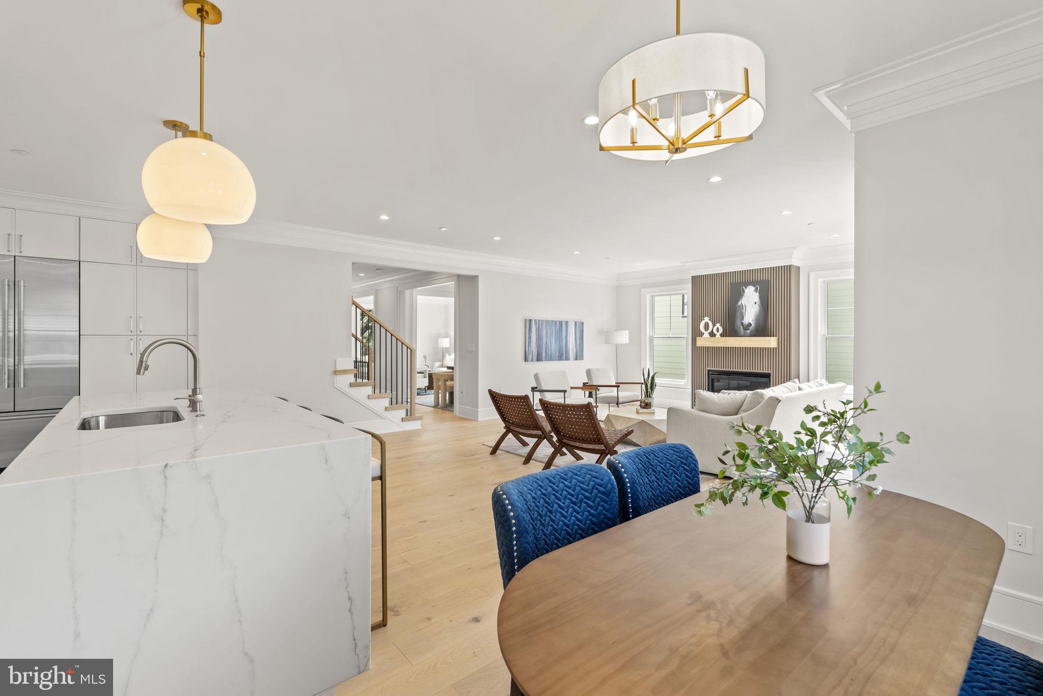 FAIRWAY HILLS - Residential