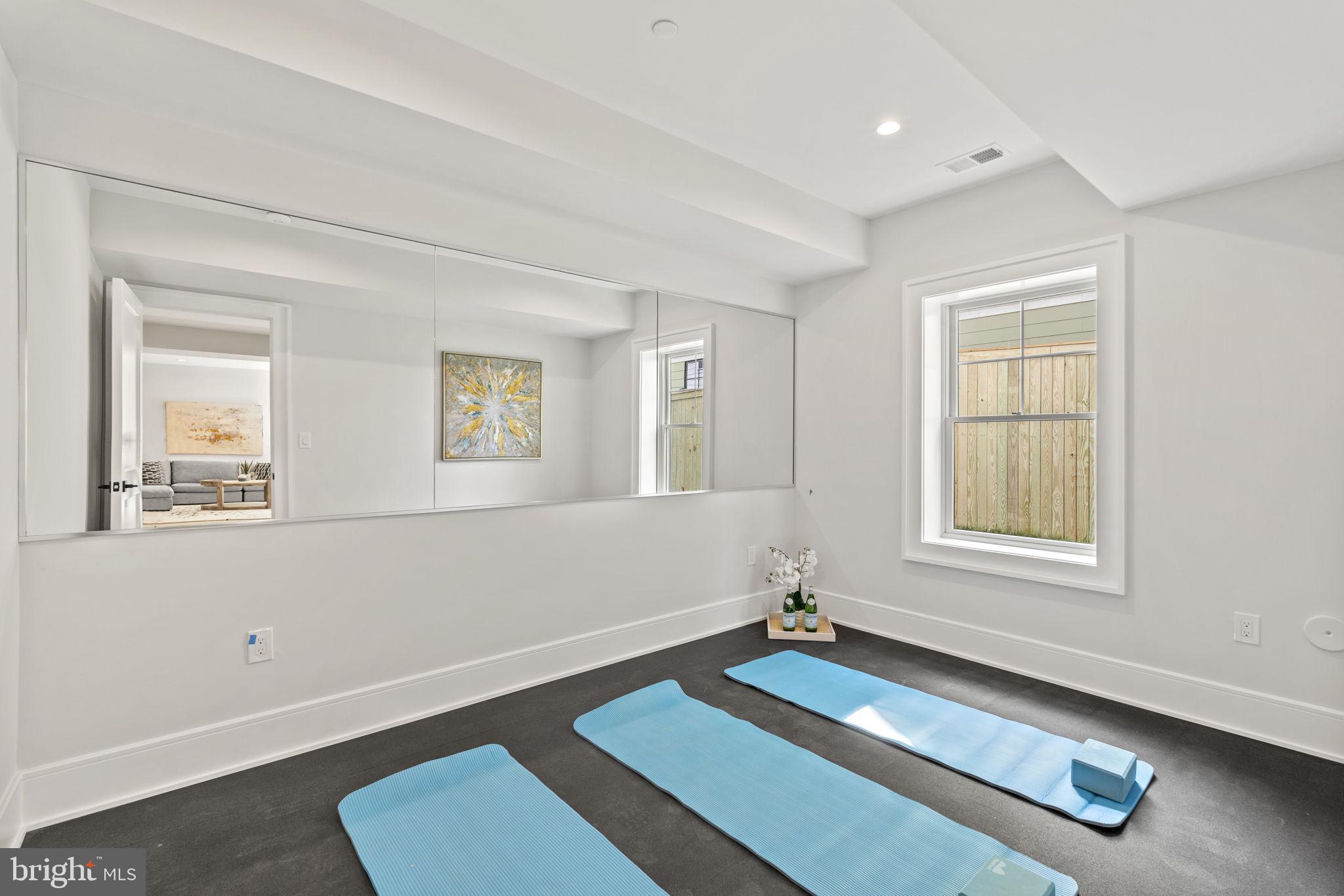 FAIRWAY HILLS - Residential