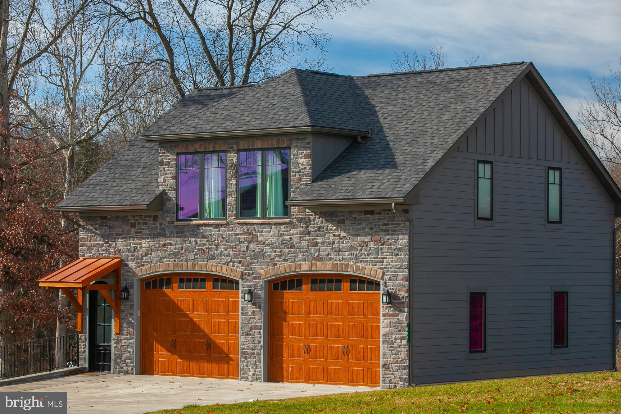 POTOMAC OVERLOOK ESTATES - Land