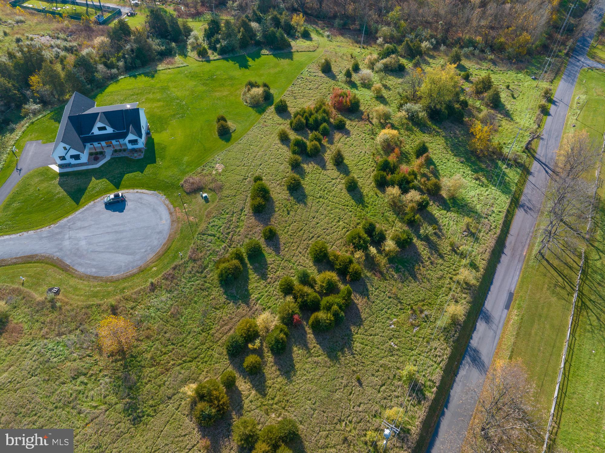 POTOMAC OVERLOOK ESTATES - Land