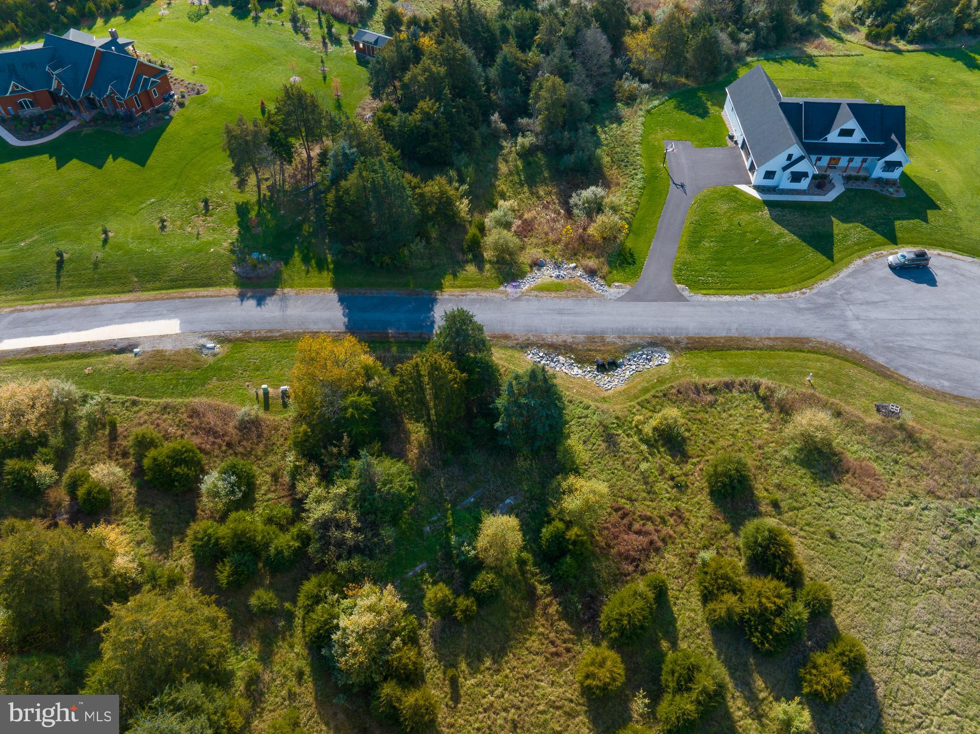 POTOMAC OVERLOOK ESTATES - Land