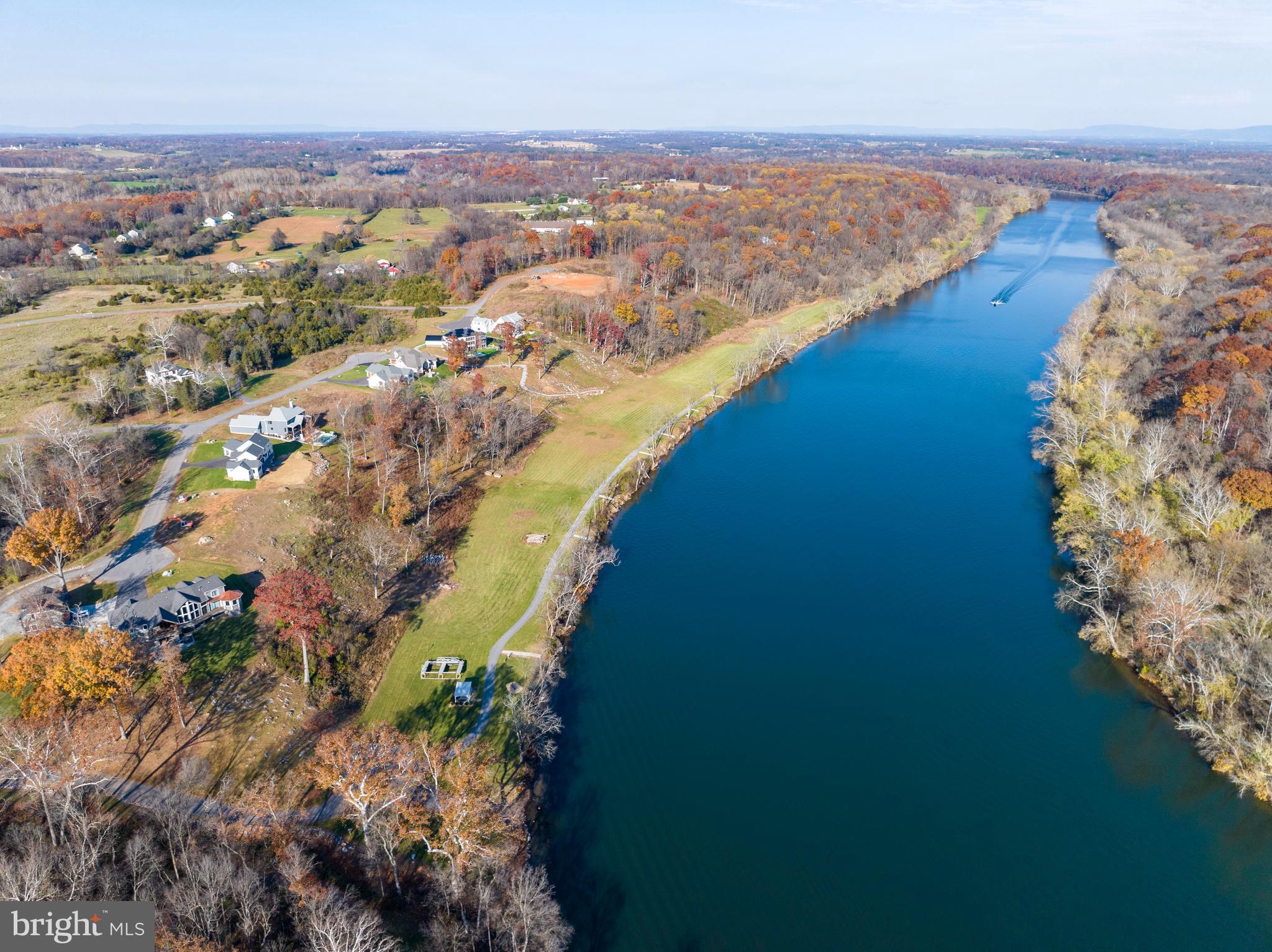 POTOMAC OVERLOOK ESTATES - Land