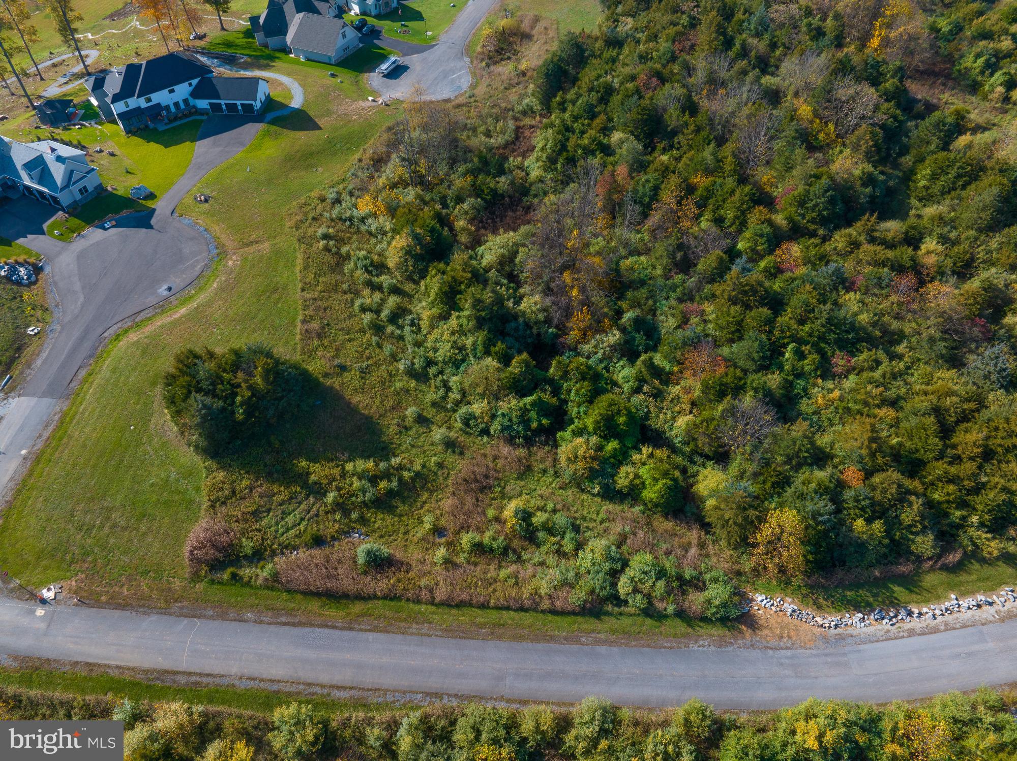 POTOMAC OVERLOOK ESTATES - Land