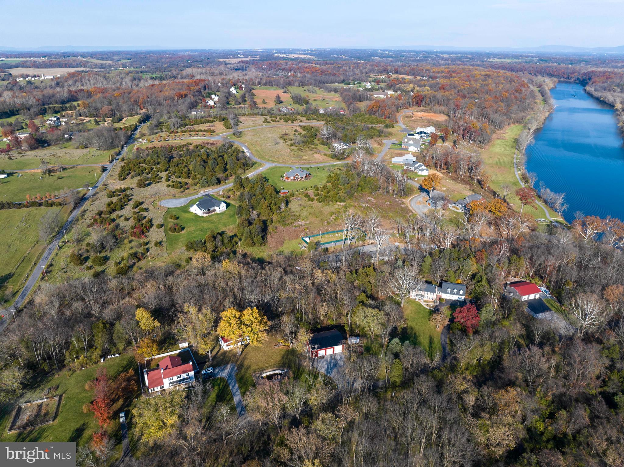 POTOMAC OVERLOOK ESTATES - Land