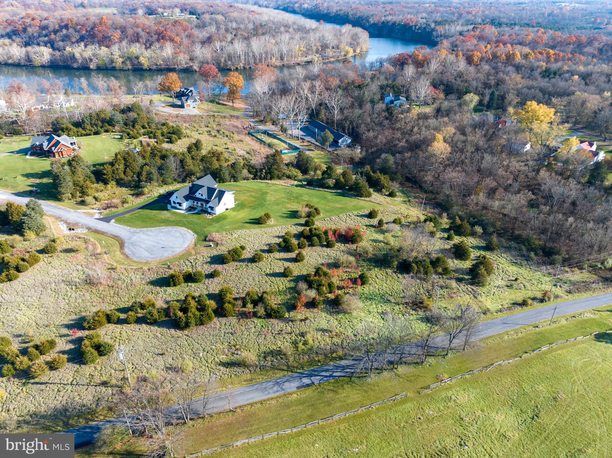 POTOMAC OVERLOOK ESTATES - Land