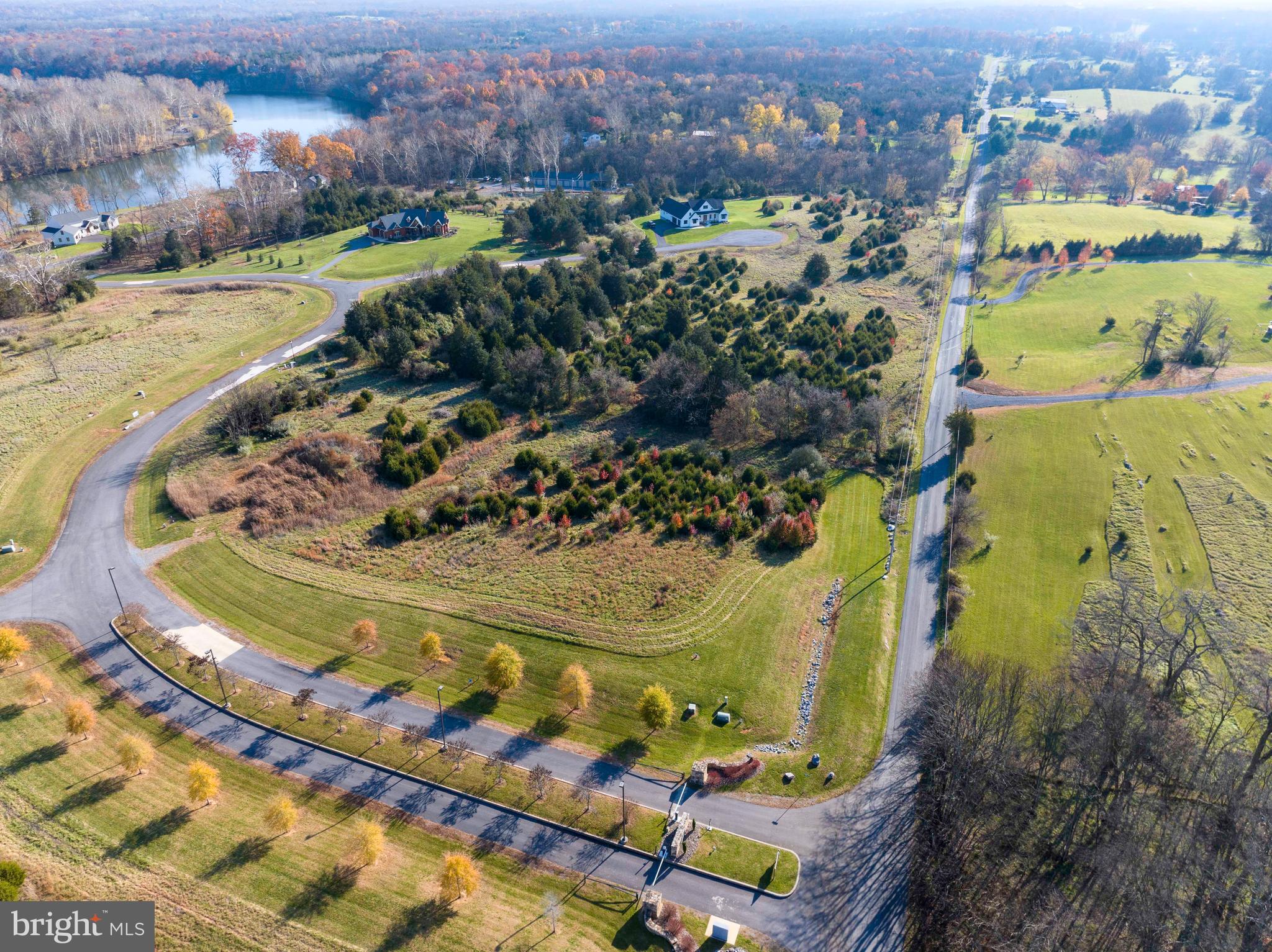 POTOMAC OVERLOOK ESTATES - Land