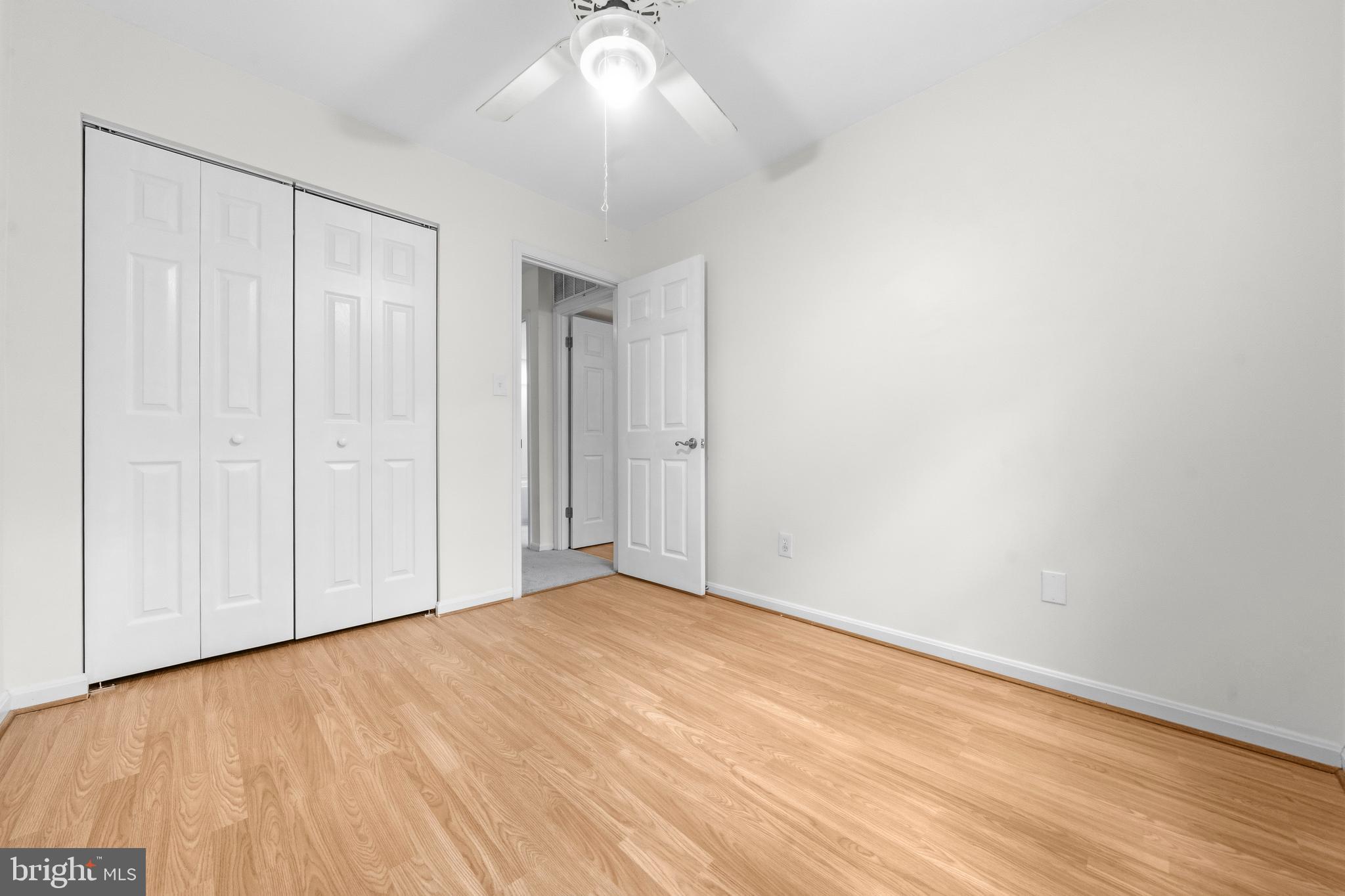 SHADOW OAK - Residential