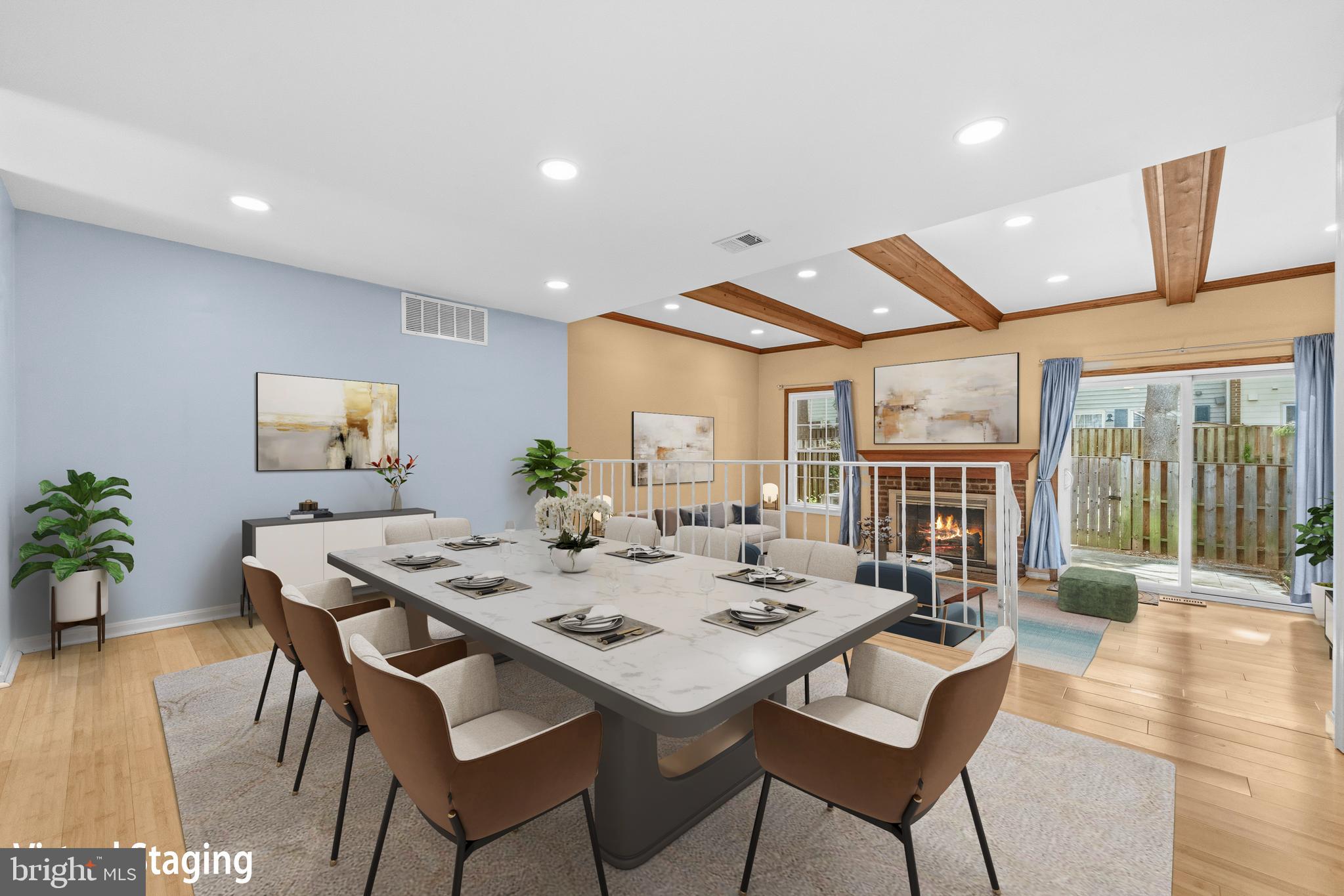 SHADOW OAK - Residential