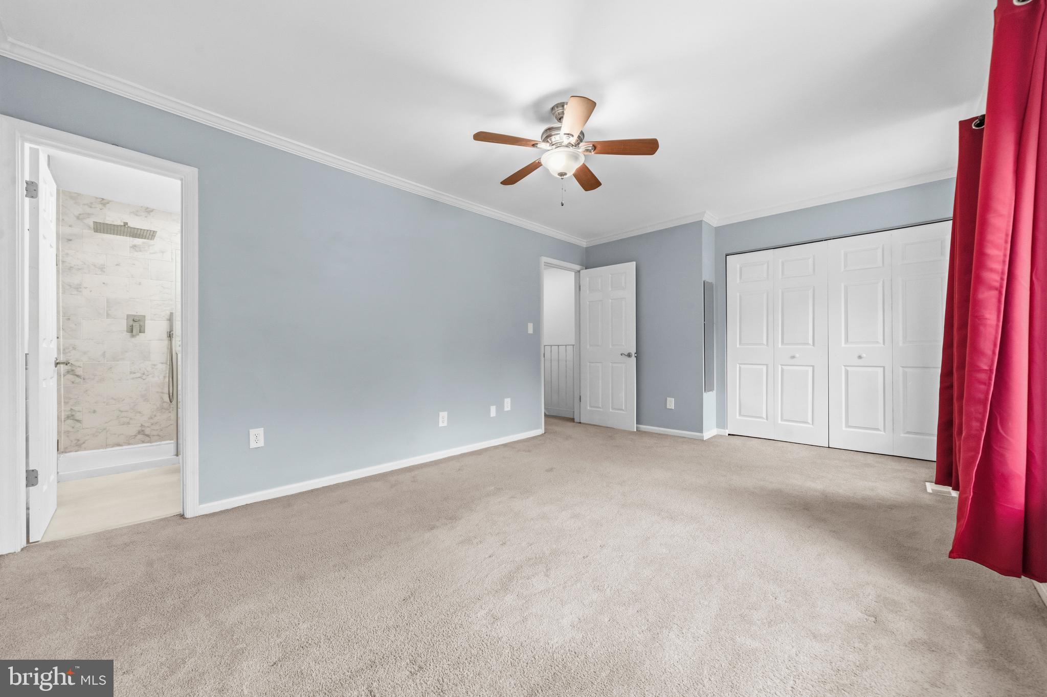 SHADOW OAK - Residential
