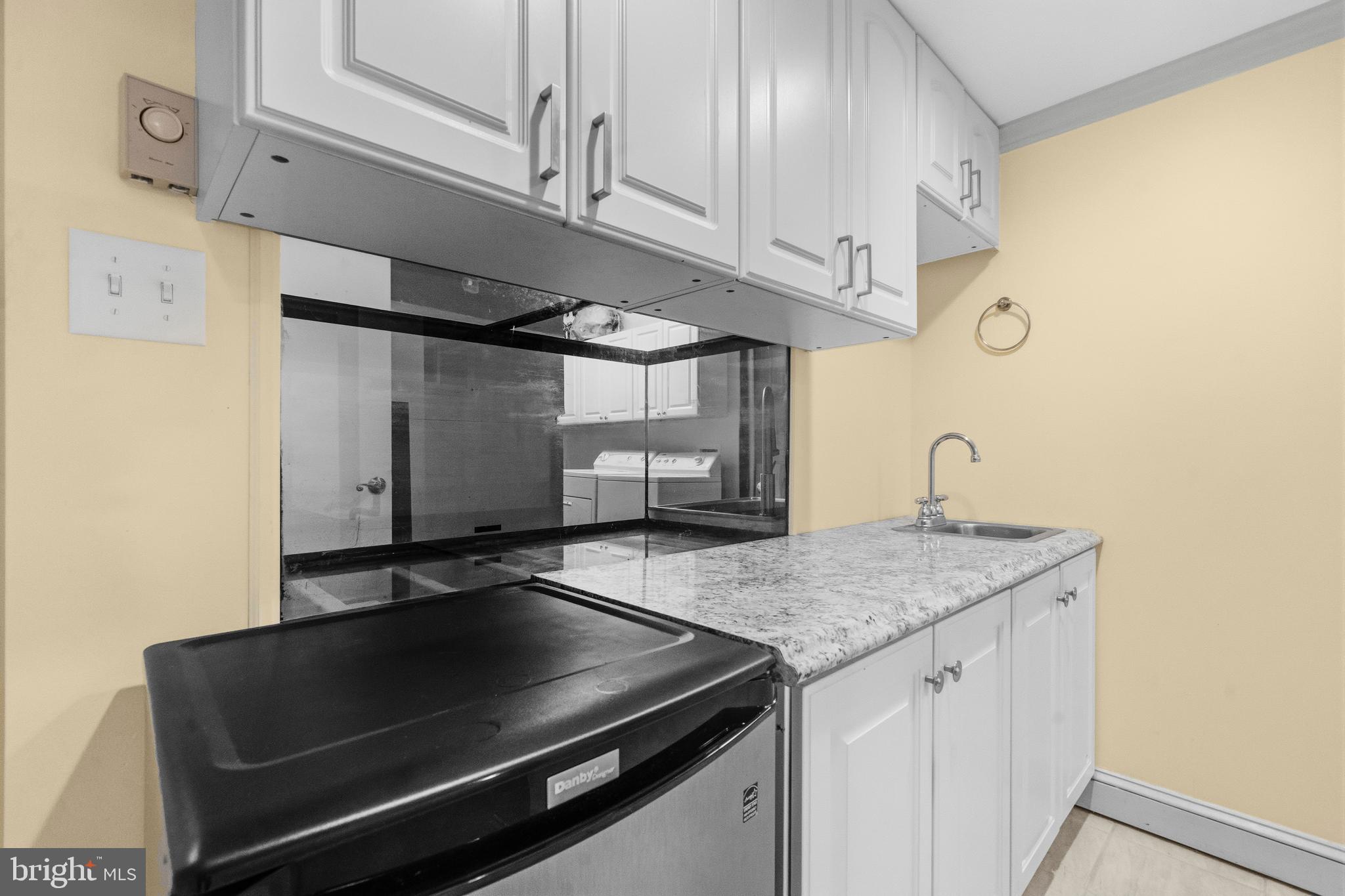 SHADOW OAK - Residential