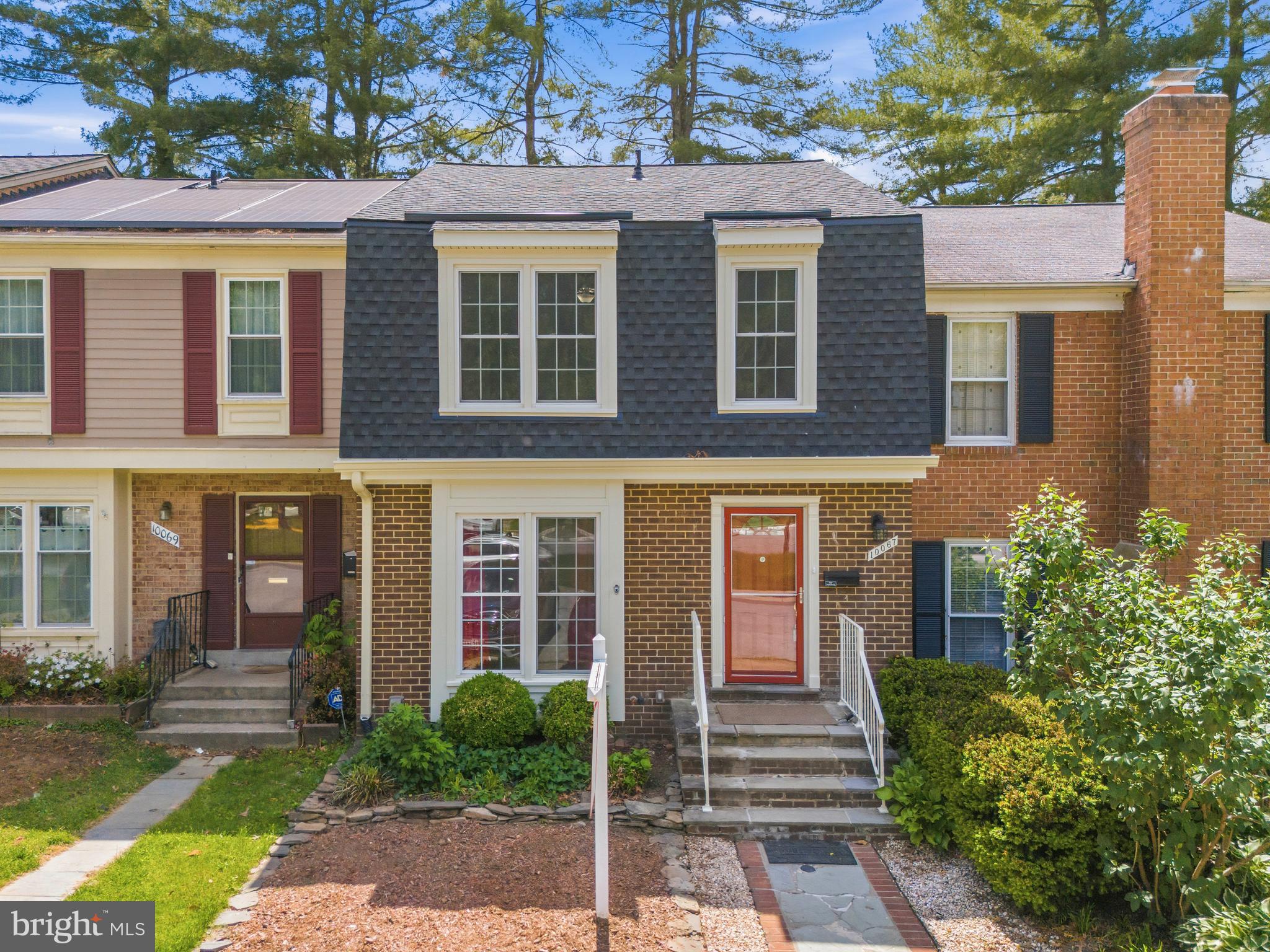 SHADOW OAK - Residential