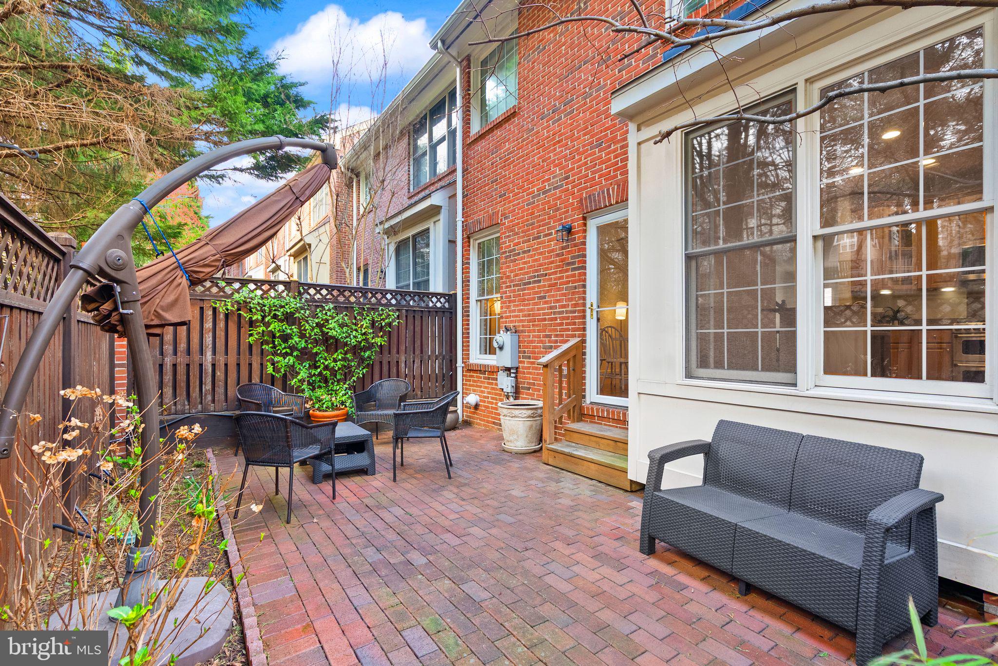 STONEGATE - Residential