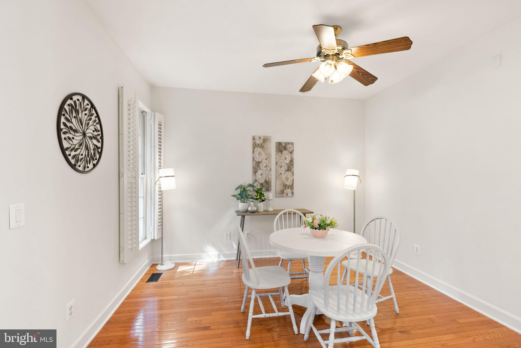 STONEGATE - Residential