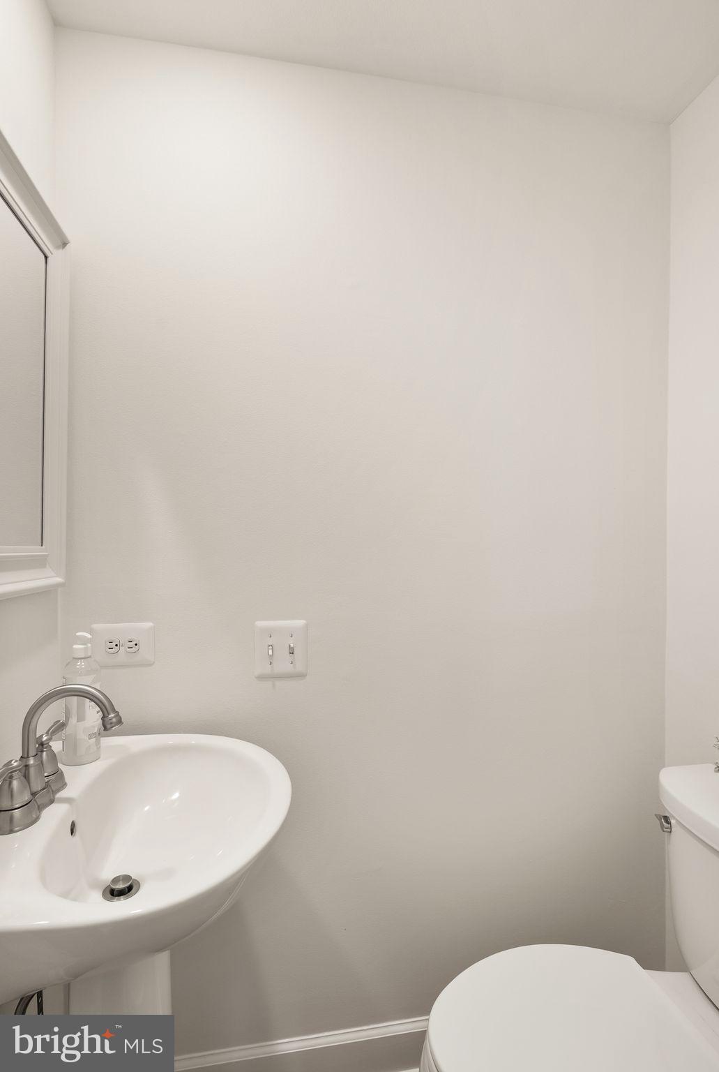 STONEGATE - Residential