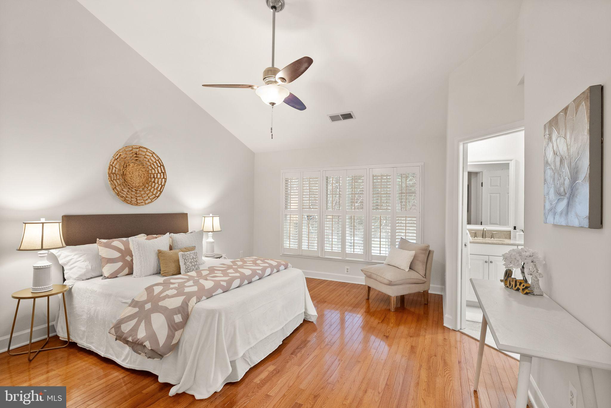 STONEGATE - Residential