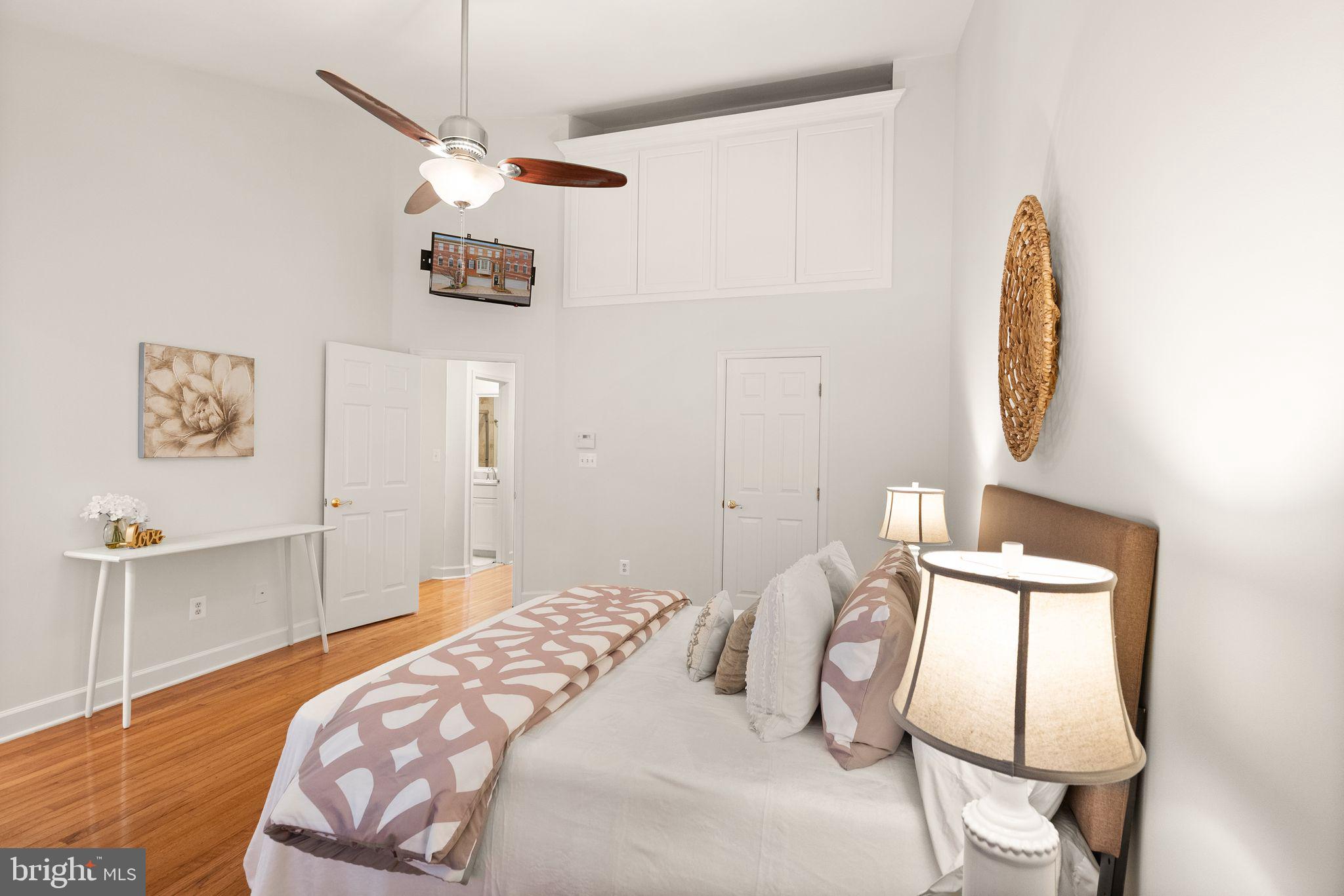 STONEGATE - Residential