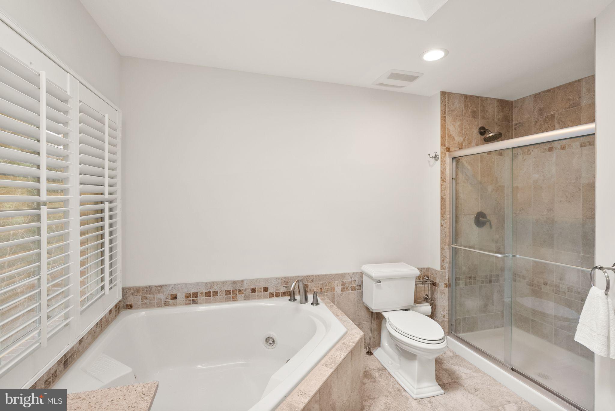 STONEGATE - Residential