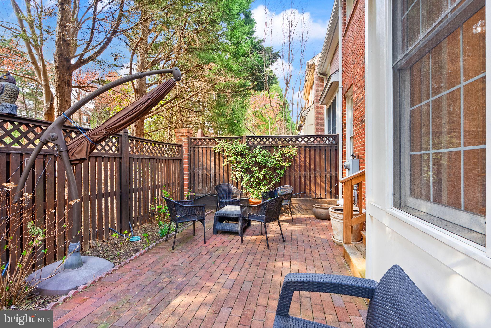 STONEGATE - Residential