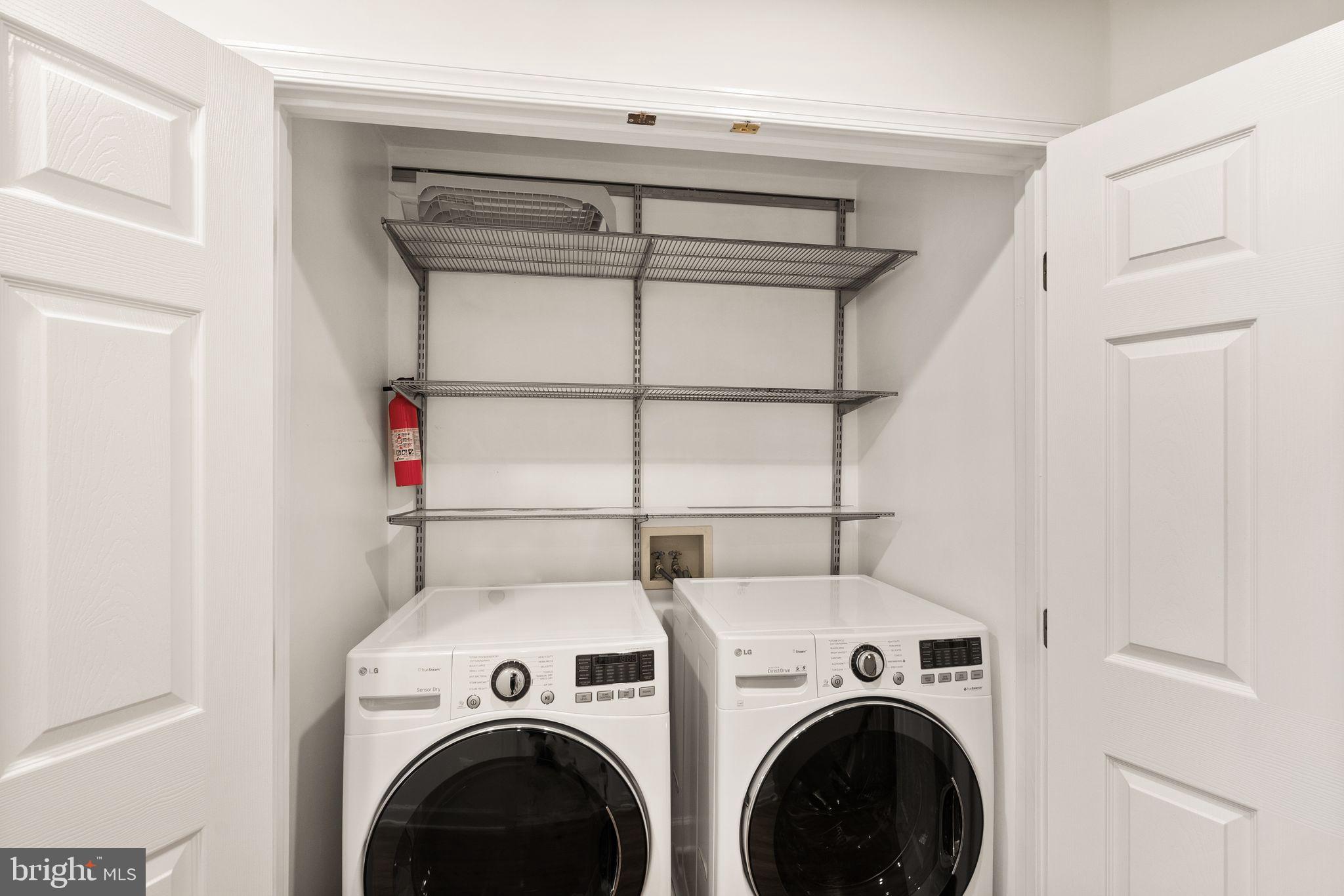 STONEGATE - Residential