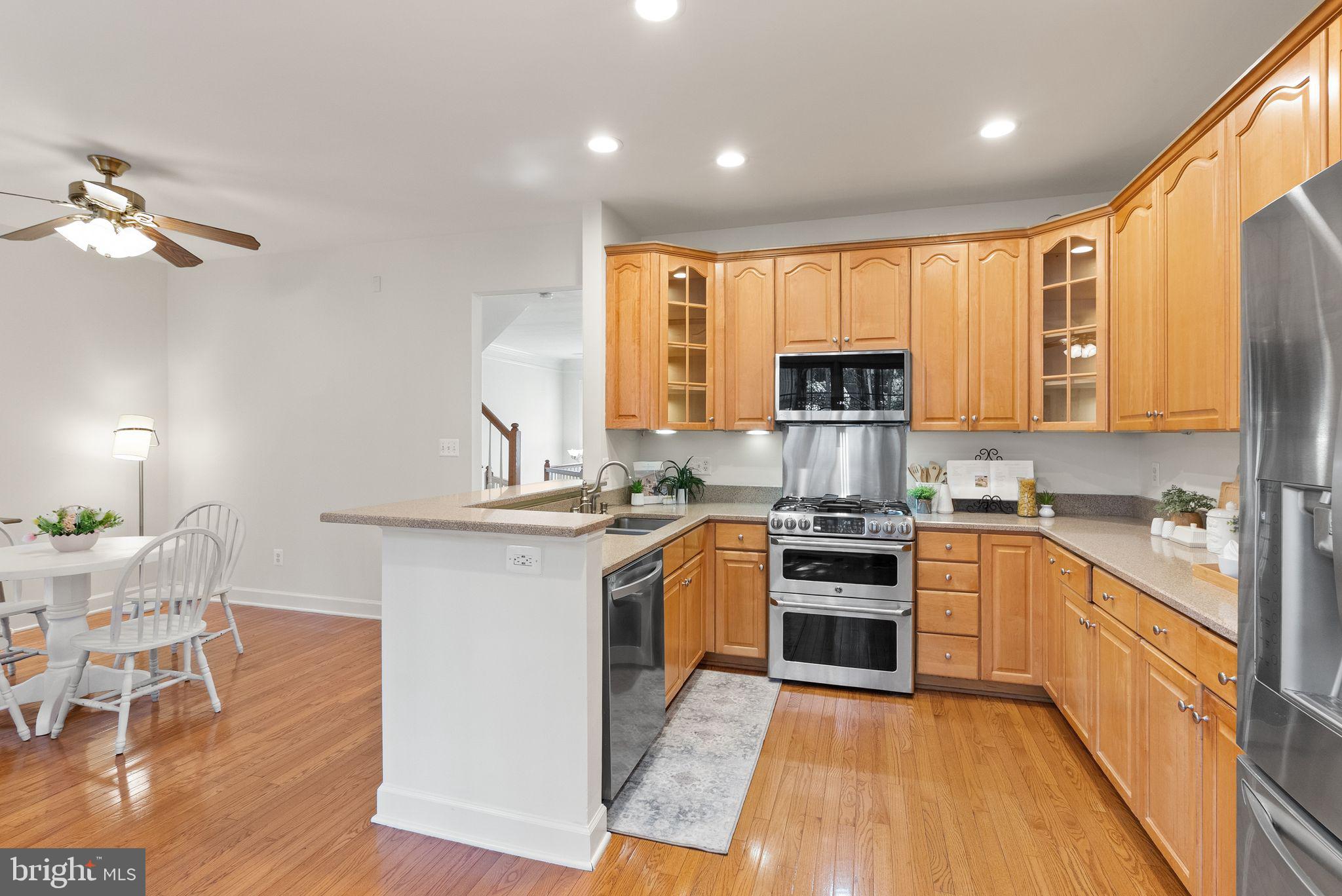 STONEGATE - Residential