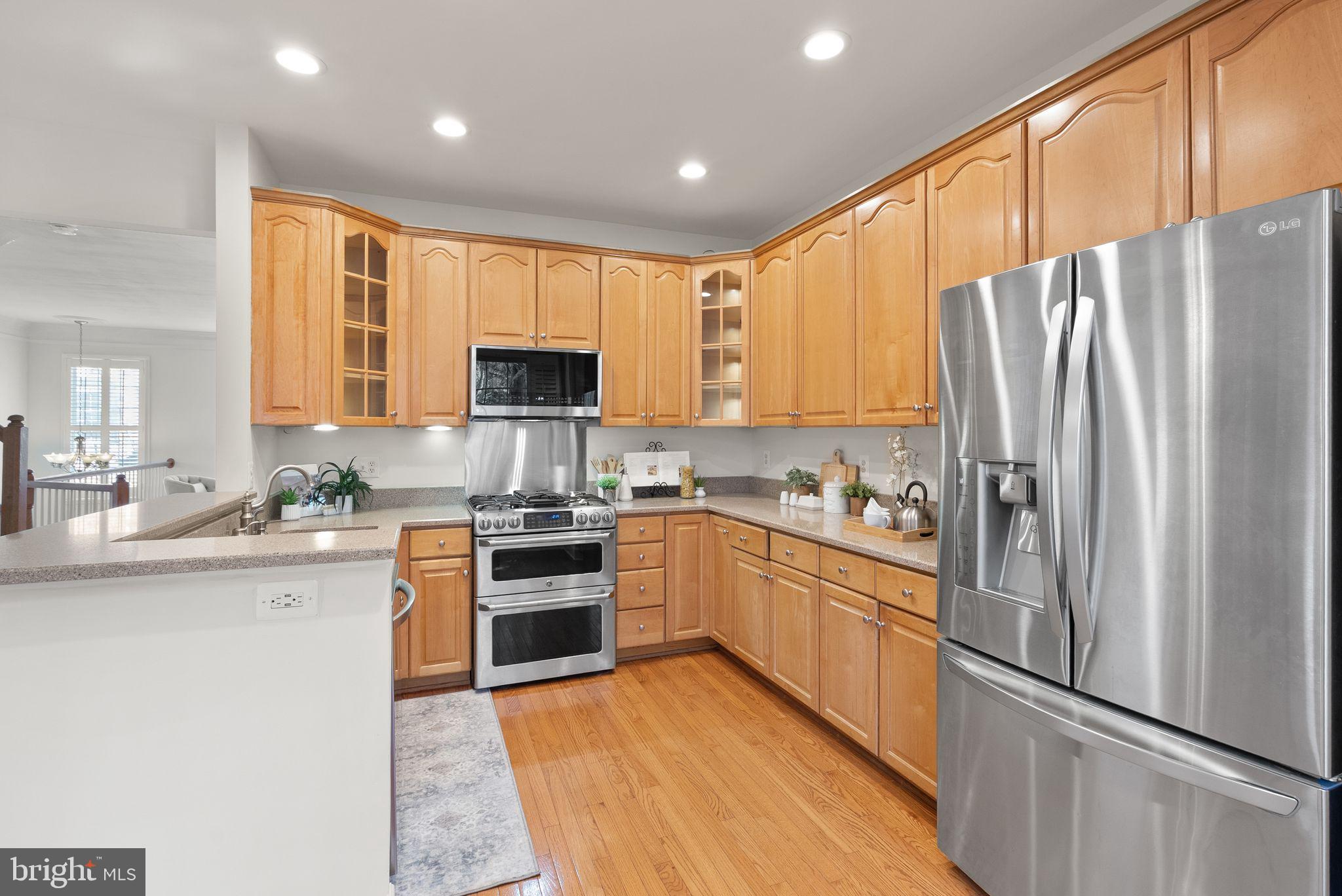 STONEGATE - Residential