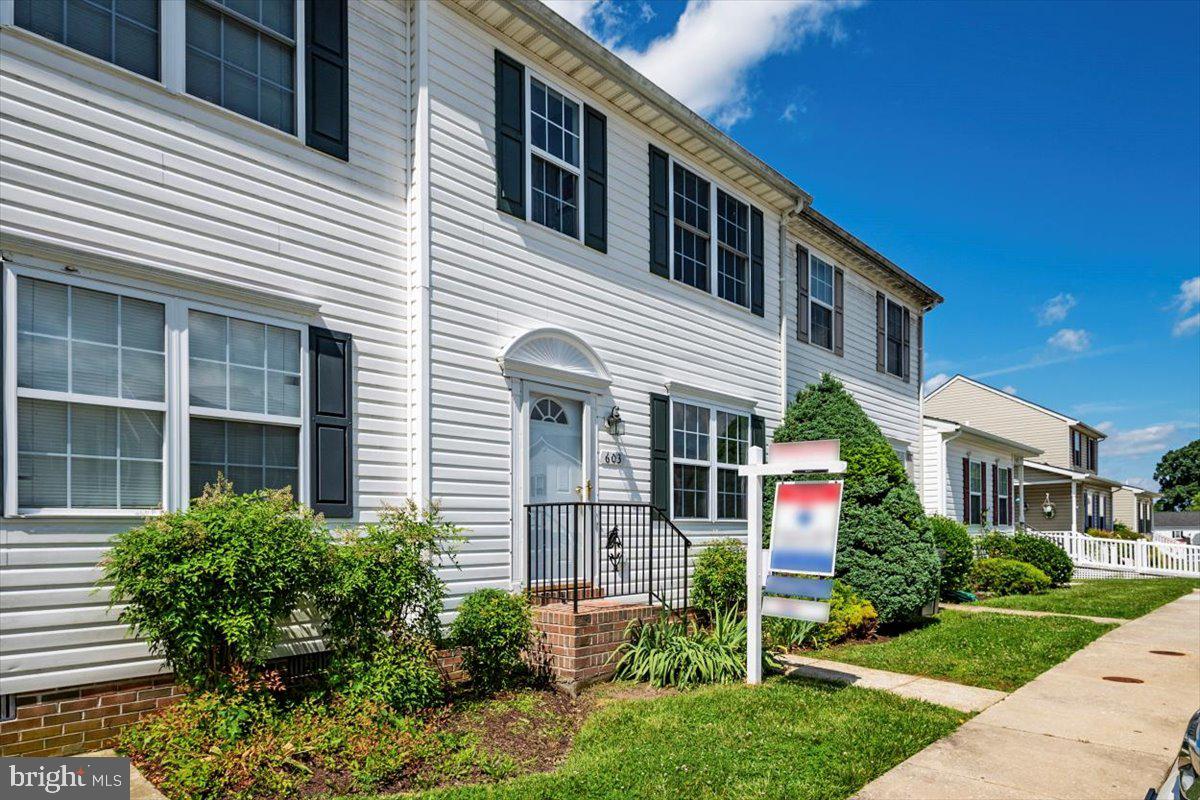 WAYLANDS - Residential