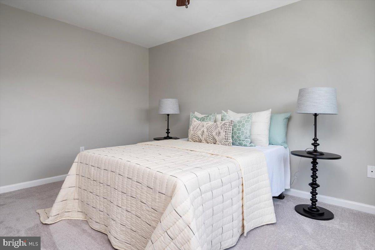 WAYLANDS - Residential