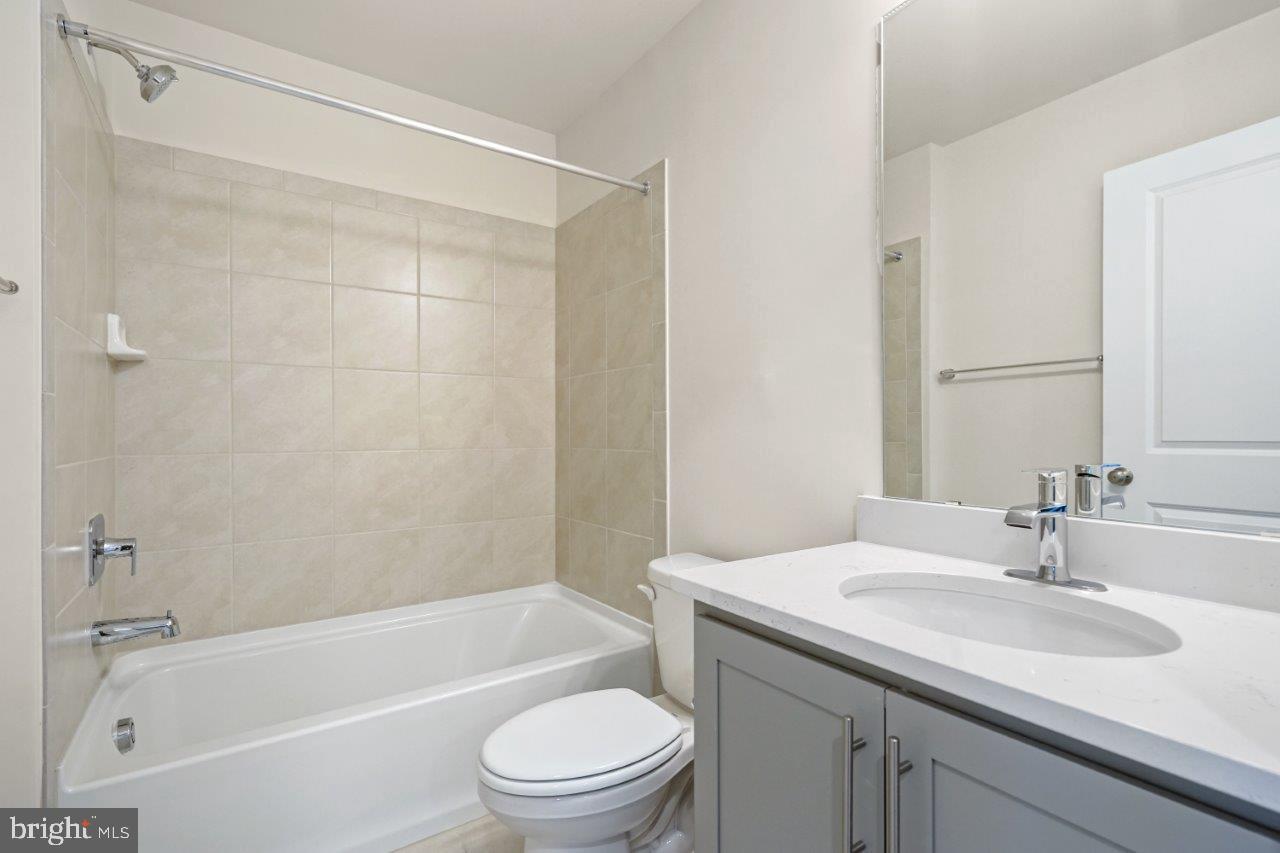 SPRING HILLS - Residential