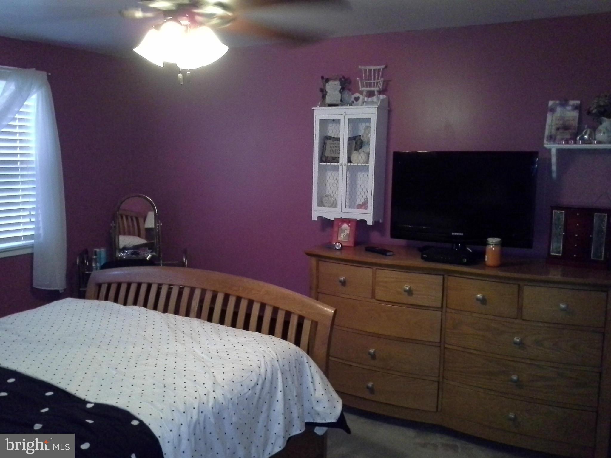 FOX RIDGE MANOR - Residential Lease