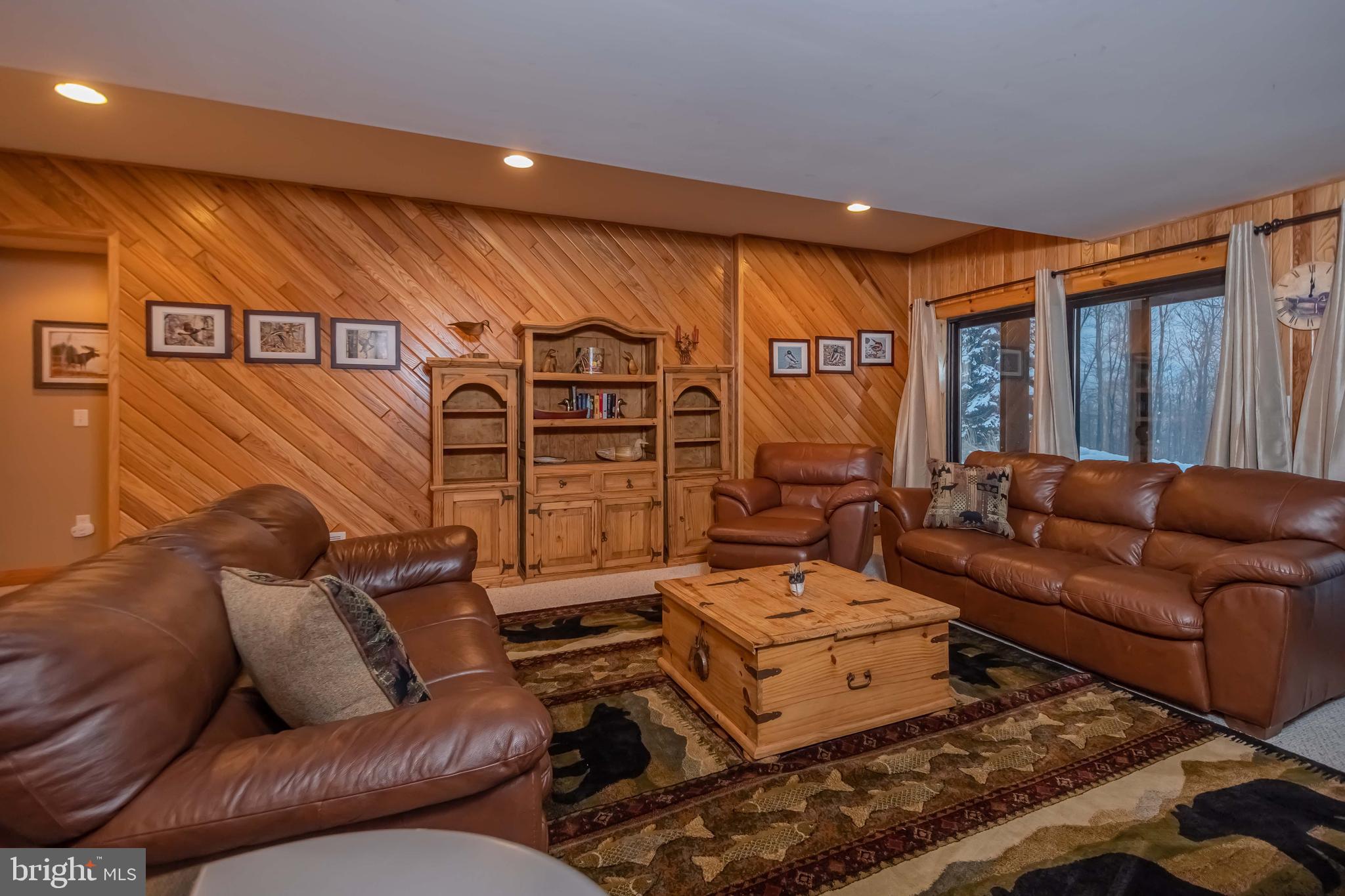 DEEP CREEK HIGHLANDS - Residential