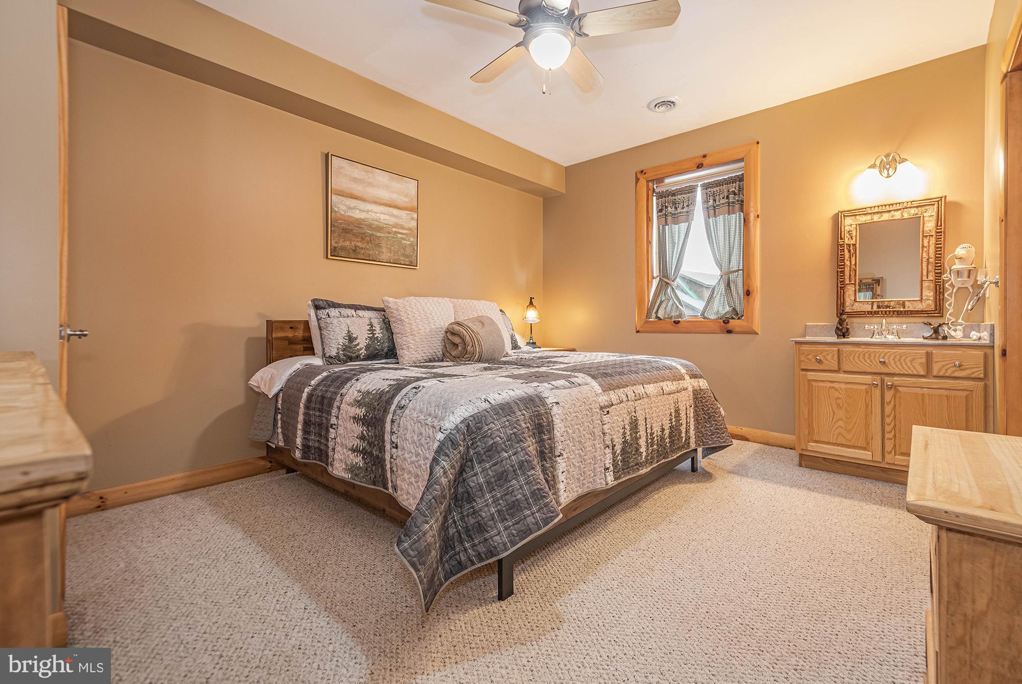 DEEP CREEK HIGHLANDS - Residential