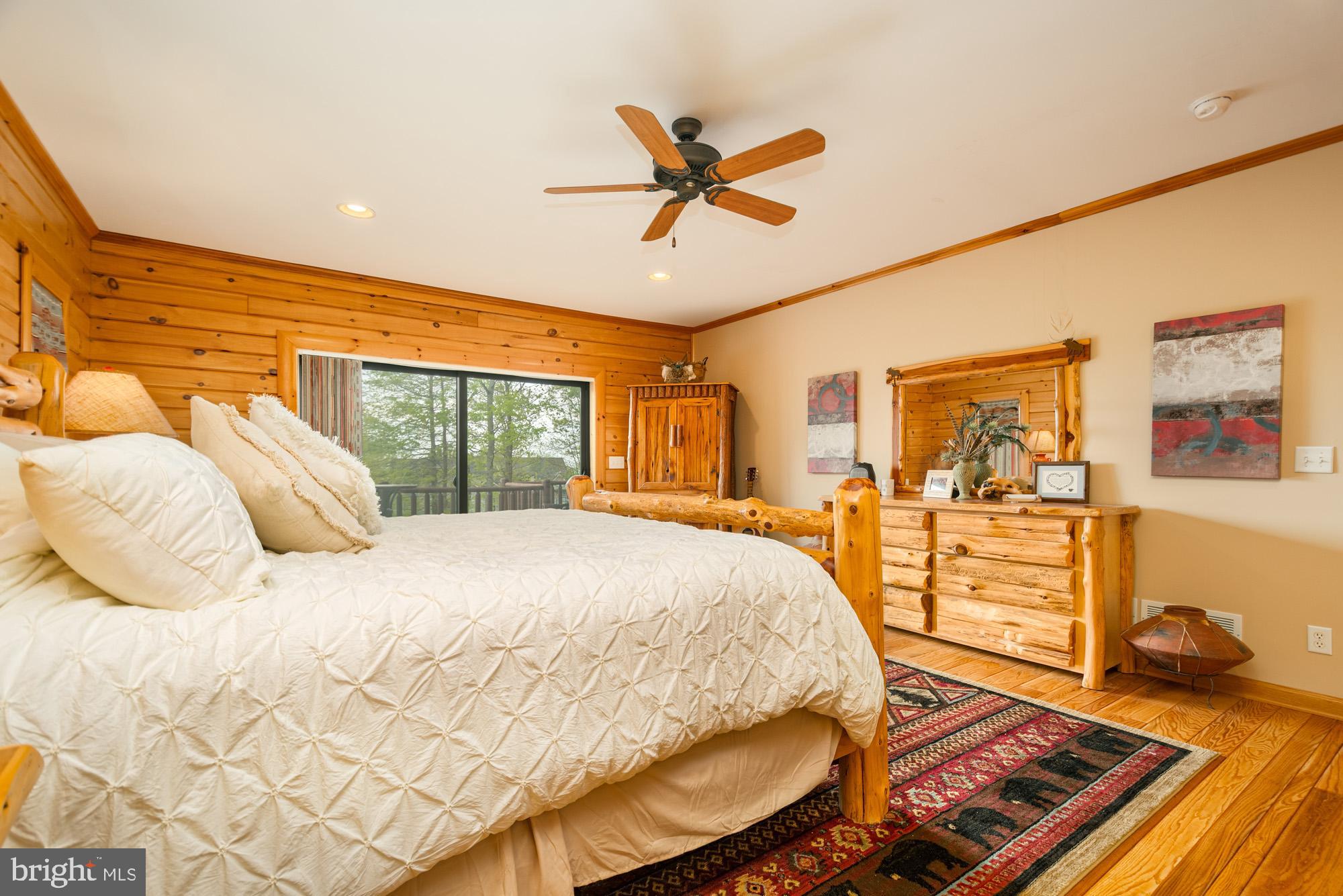 DEEP CREEK HIGHLANDS - Residential