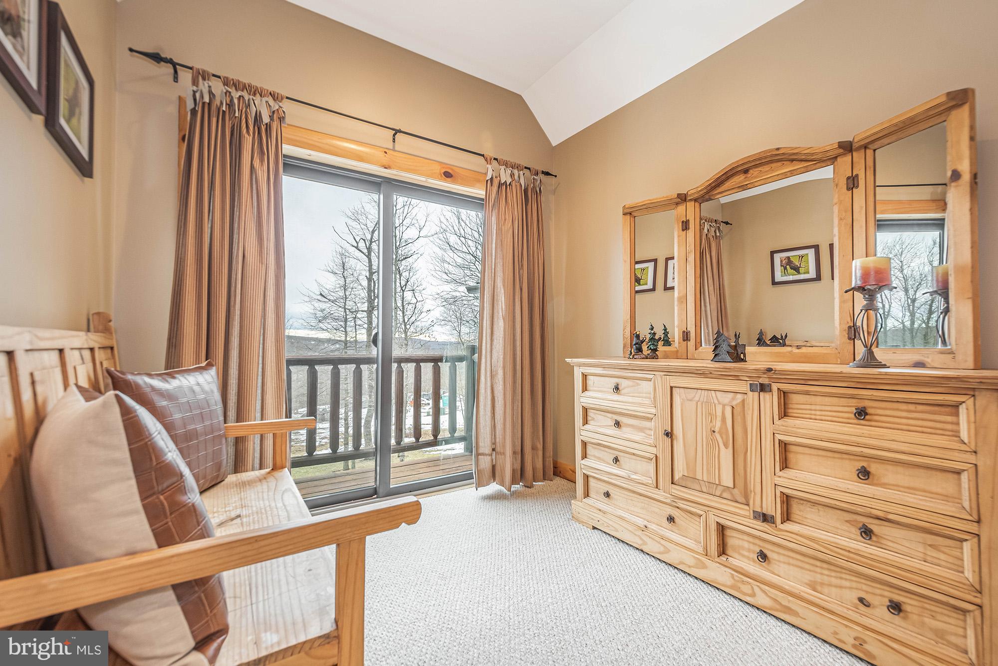 DEEP CREEK HIGHLANDS - Residential