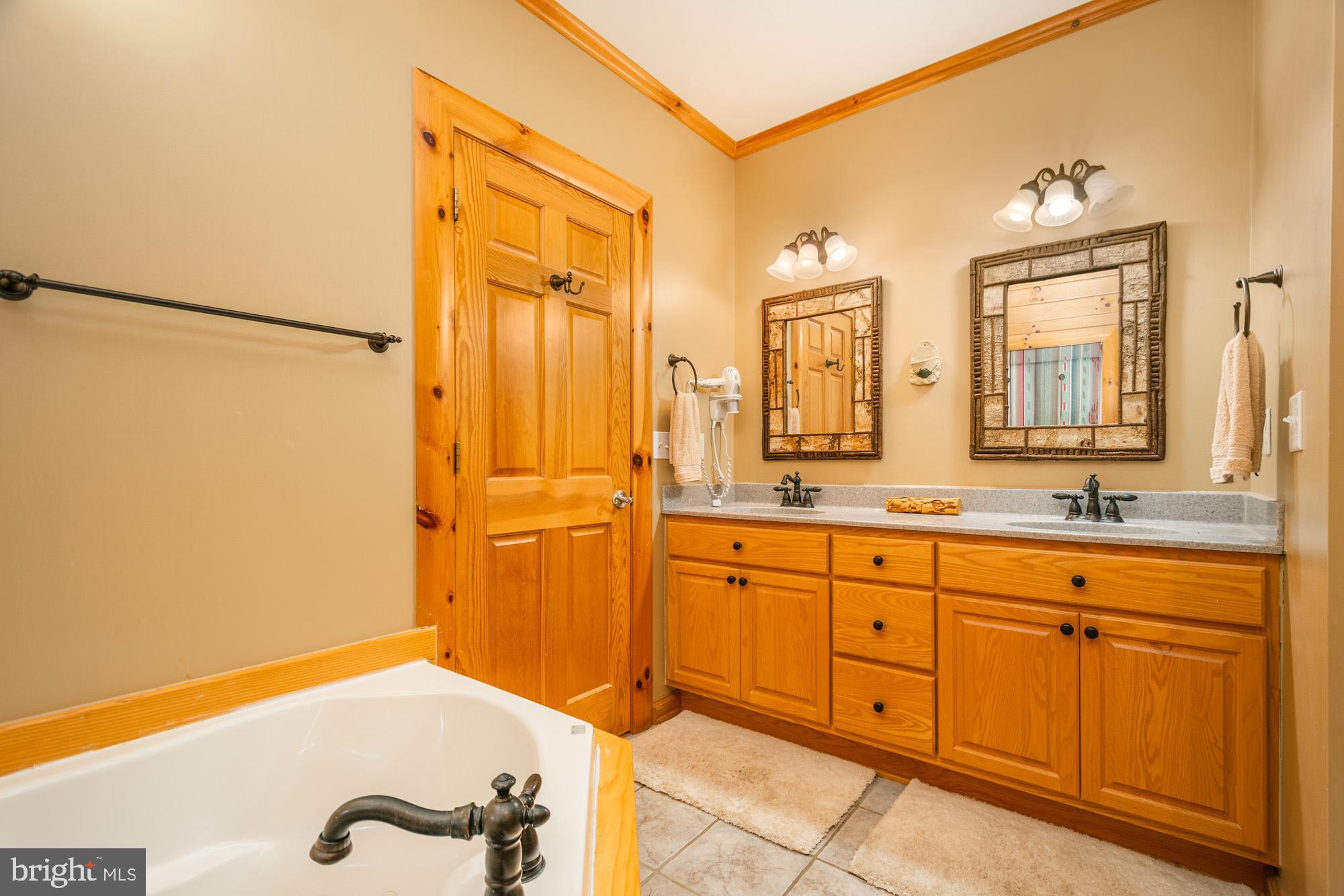 DEEP CREEK HIGHLANDS - Residential