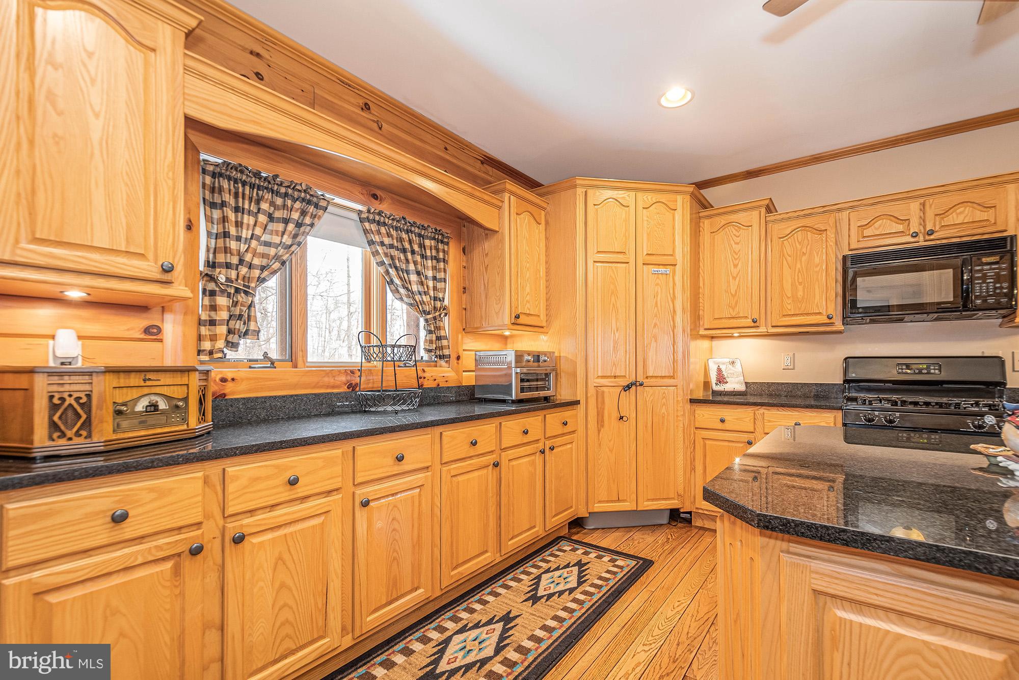 DEEP CREEK HIGHLANDS - Residential